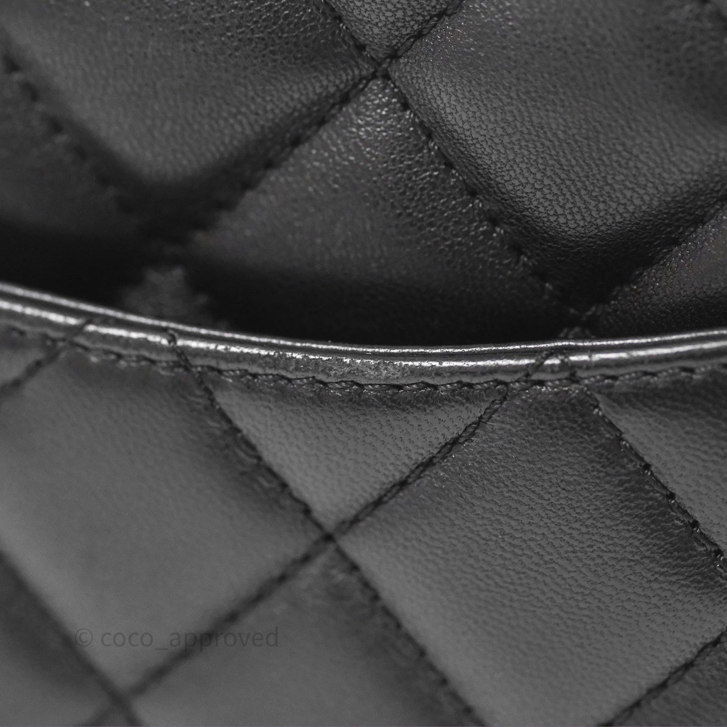 Chanel Quilted CC Pearl Crush Camera Case Black Lambskin Gold Hardware