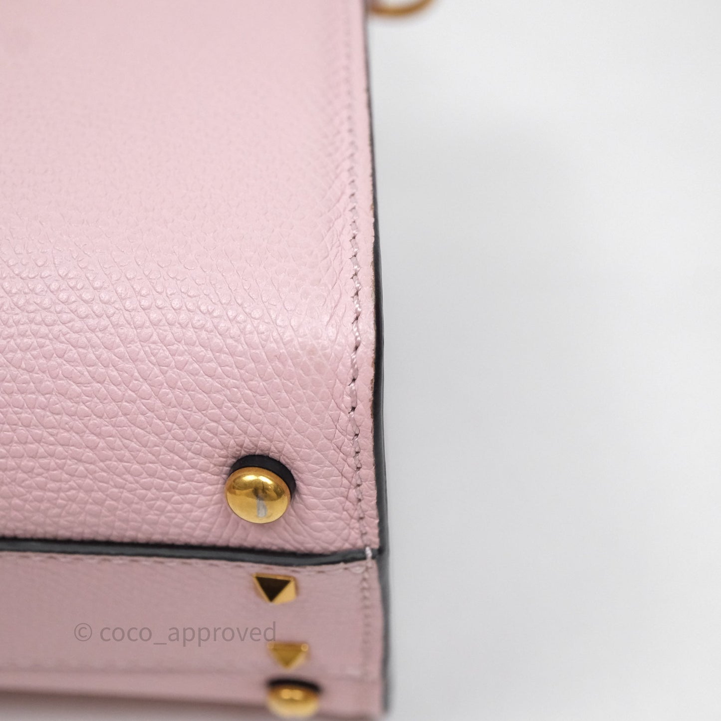 Valentino Garavani Small Vsling Grainy Calfskin Bag Light Pink Aged Gold Hardware