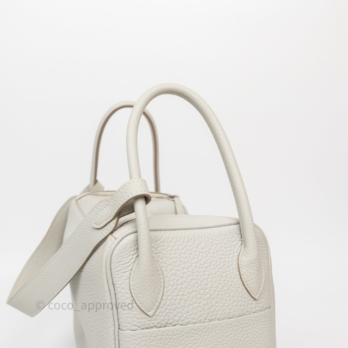 Hermès Lindy 26 Gris Perle 80 Clemence Palladium Hardware