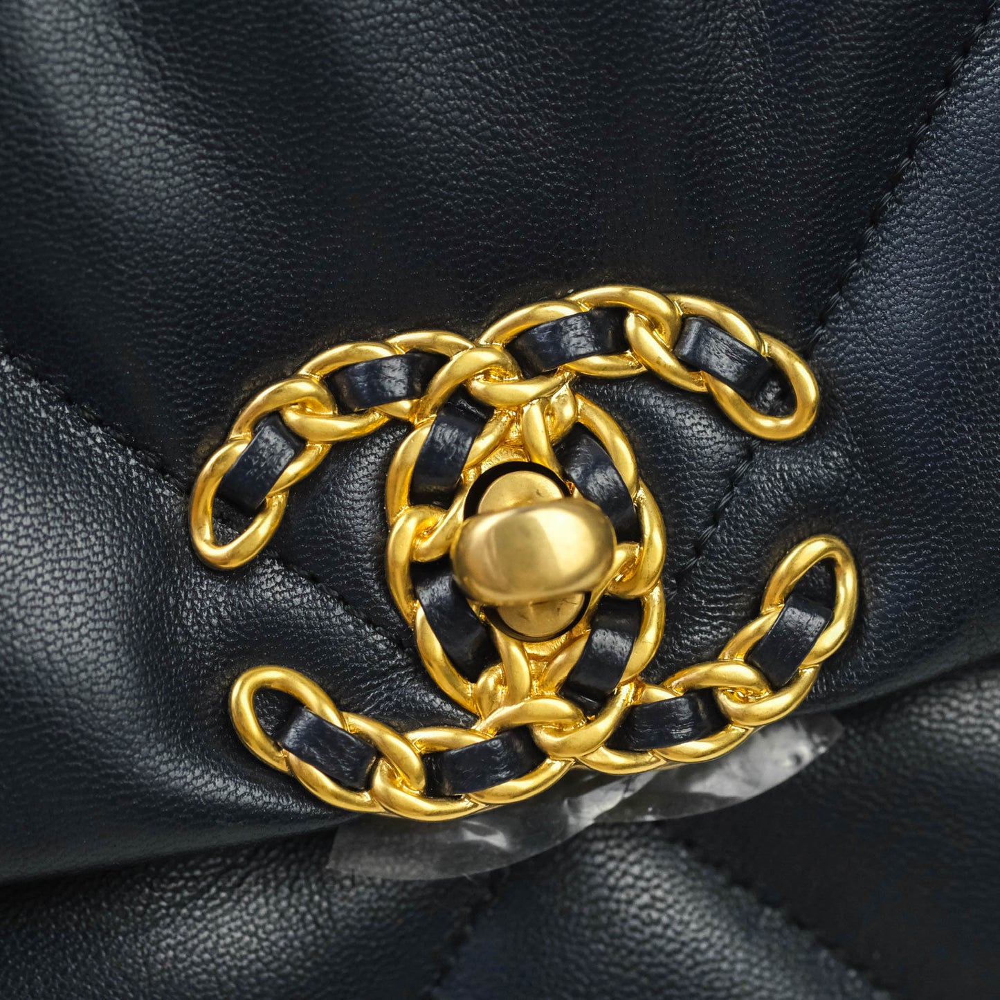 Chanel 19 Medium Navy Mixed Hardware