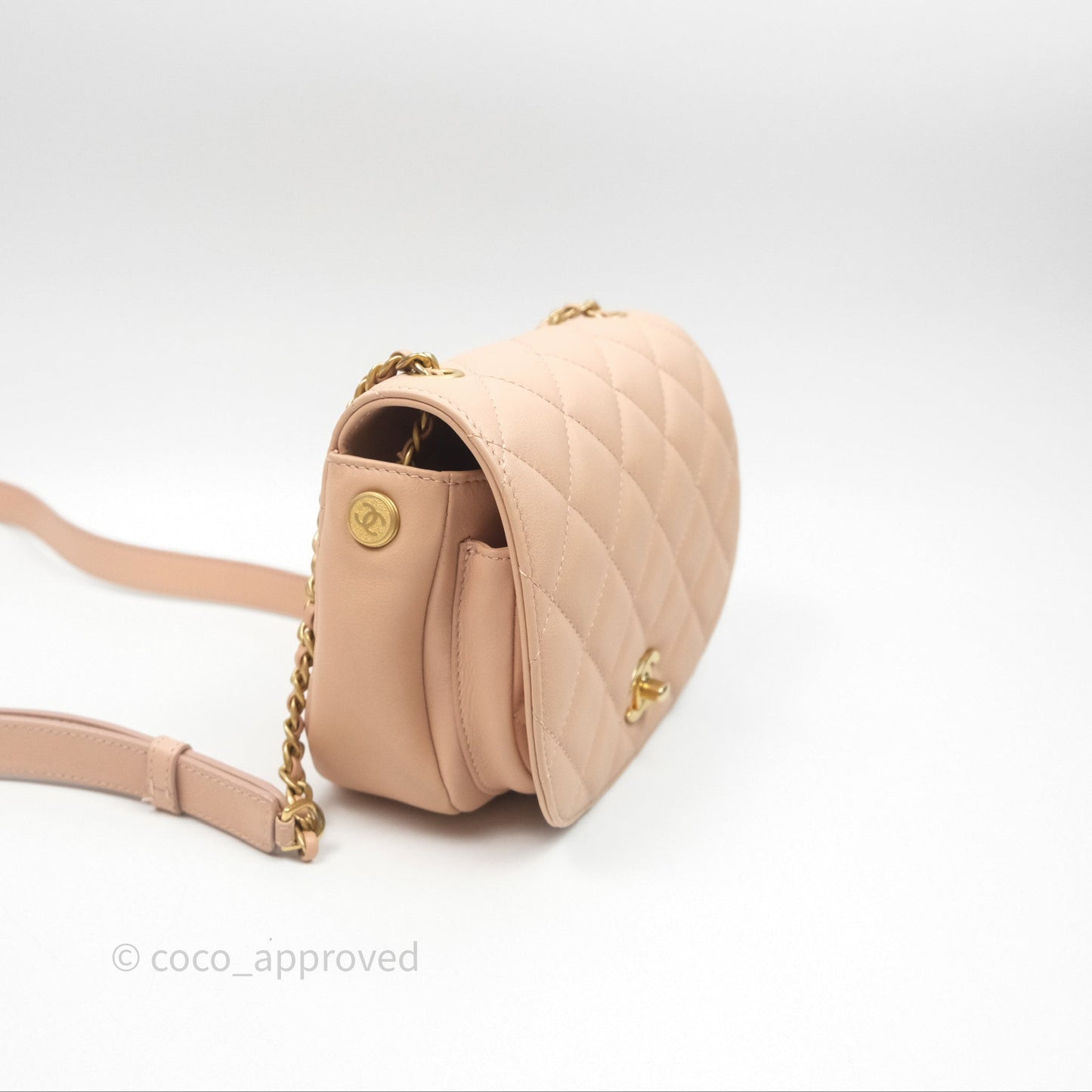 Chanel Messenger Bag Beige Pink Calfskin Aged Gold Hardware