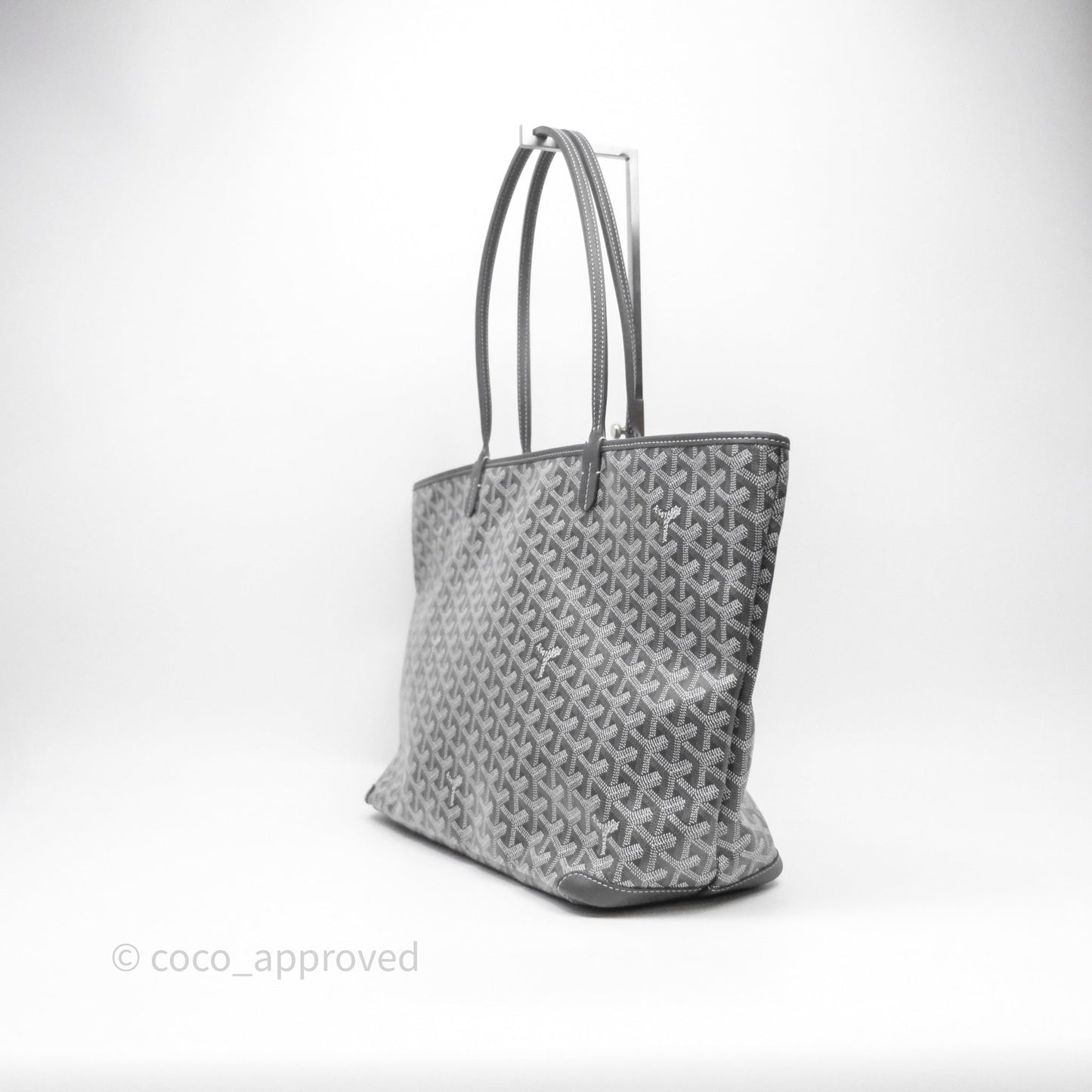 Goyard Artois Tote MM Goyardine Canvas⁣⁣⁣⁣⁣⁣⁣⁣⁣⁣⁣⁣⁣⁣⁣⁣⁣⁣⁣⁣ Grey