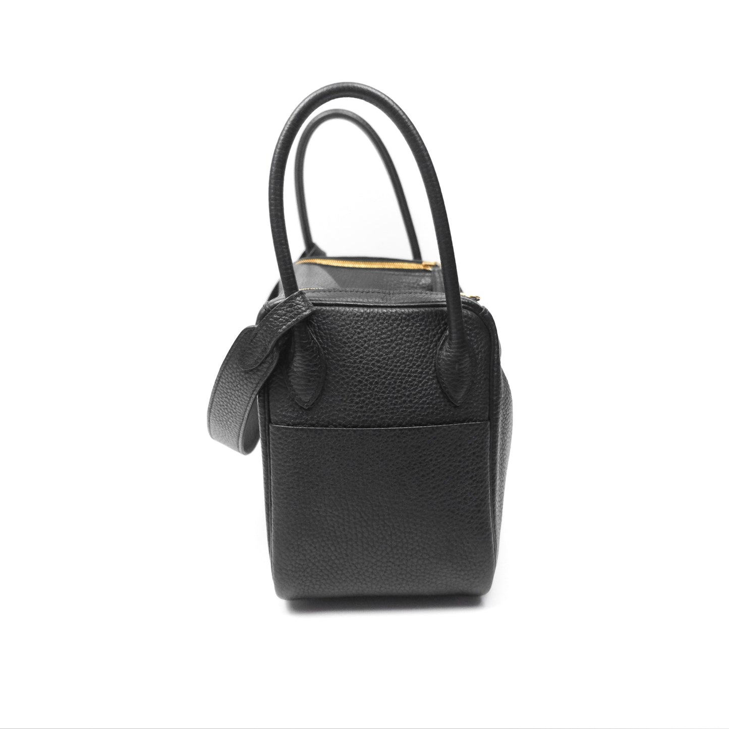 Hermès Lindy 26 Black Clemence Gold Hardware