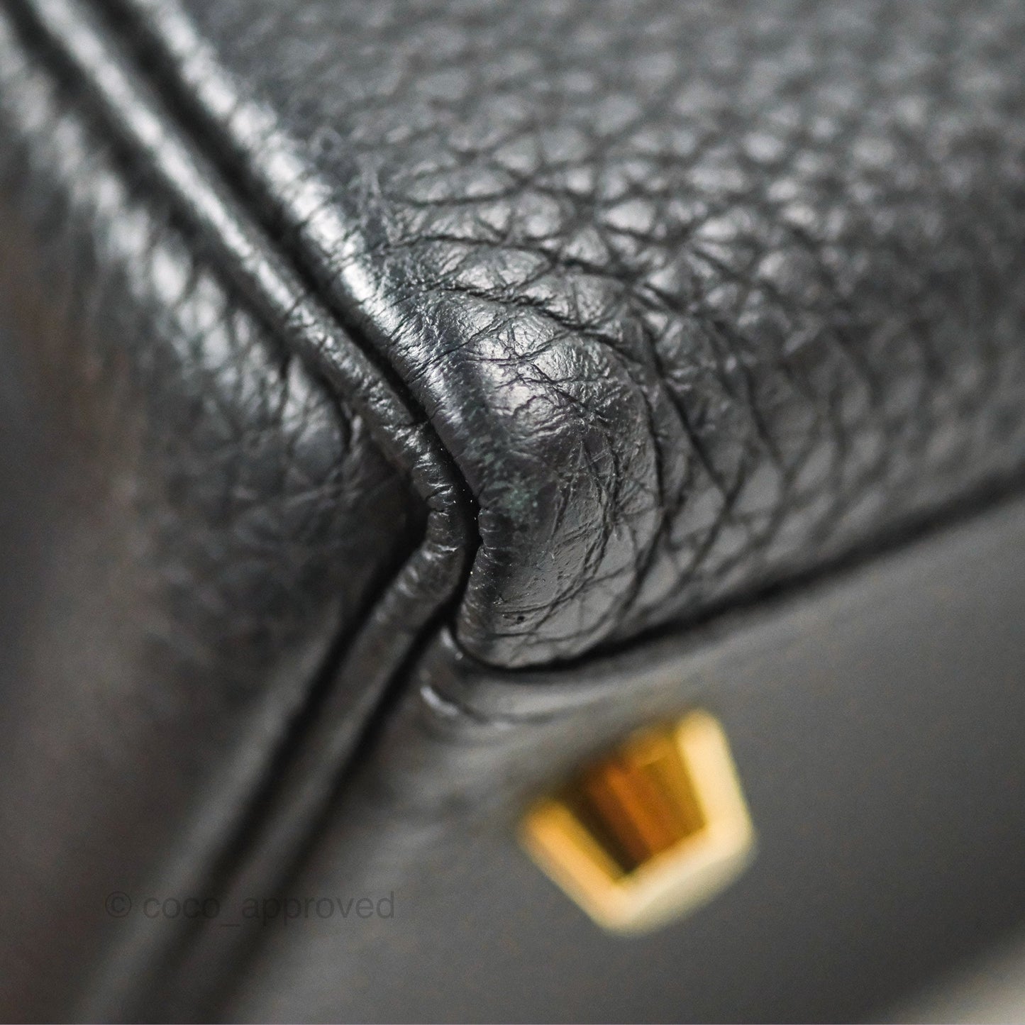 Hermès Retourne Kelly 28 Black Togo Gold Hardware