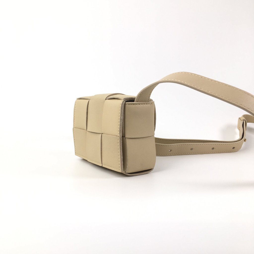Luxury Bottega Veneta Candy Cassette