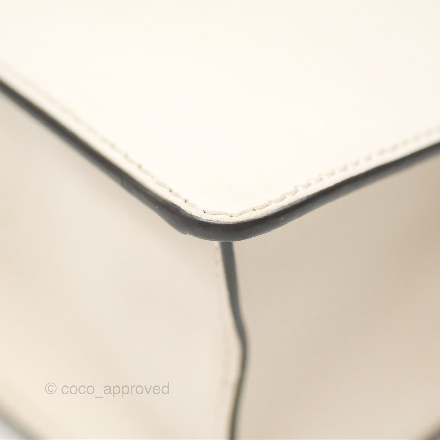 Gucci Calfskin Small Sylvie Shoulder Bag White