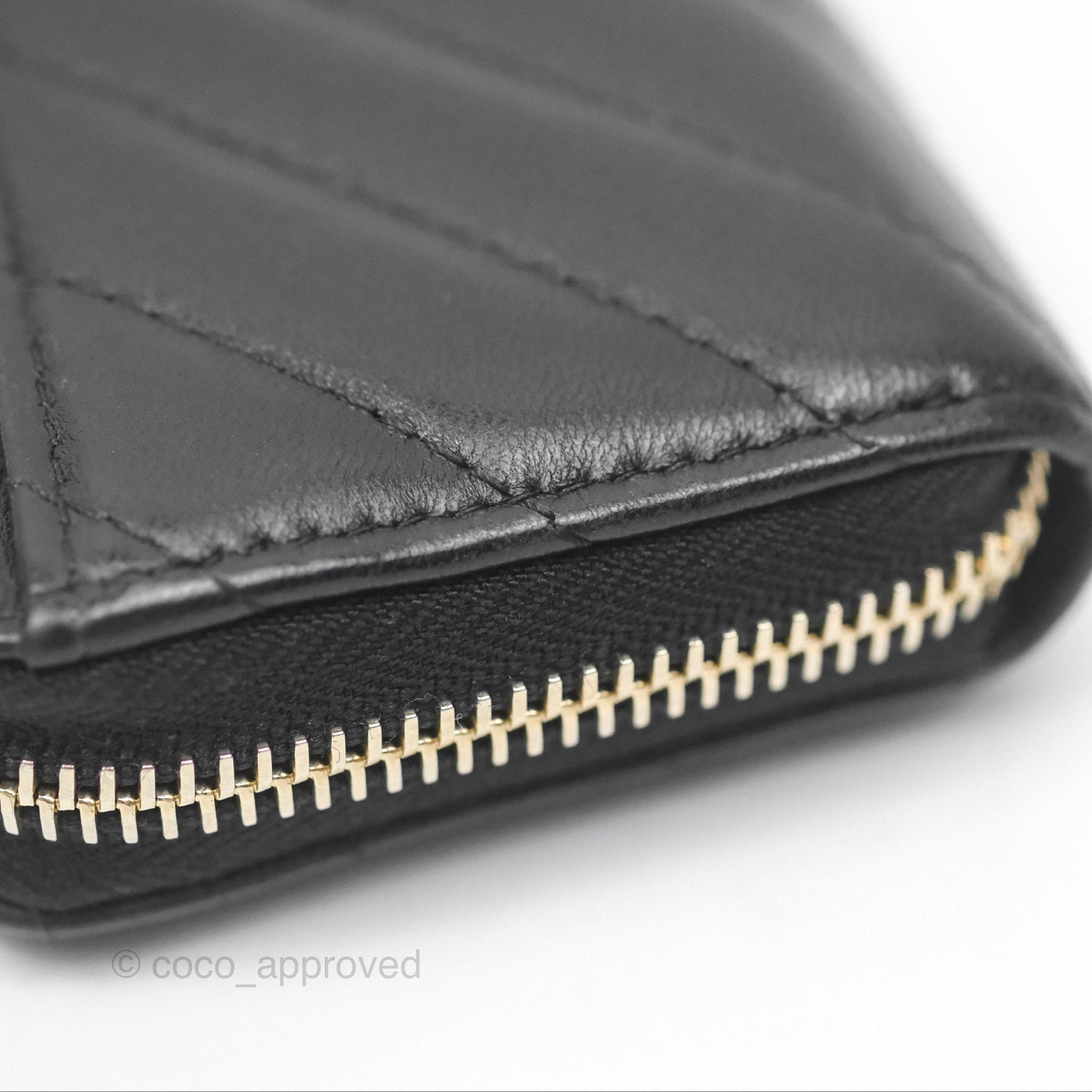 Chanel Chevron Zipped Coin Purse Black Lambskin Gold Hardware