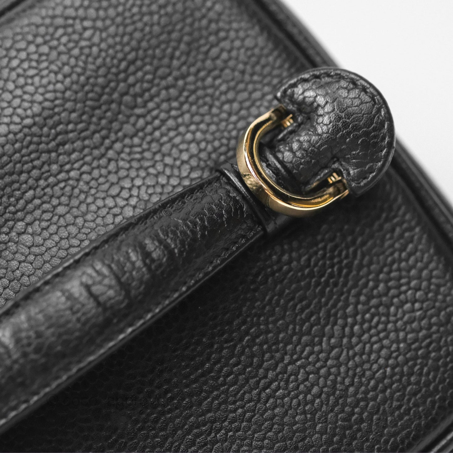 Chanel Vintage Vanity Case Black Caviar Gold Hardware