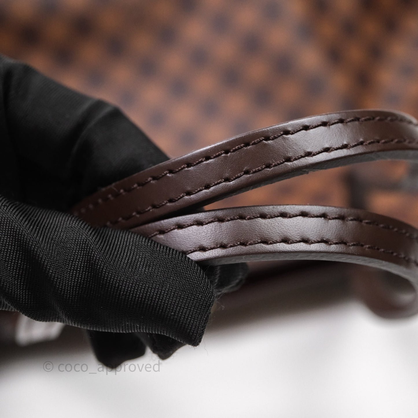 Louis Vuitton Neverfull MM Damier Ebene Canvas