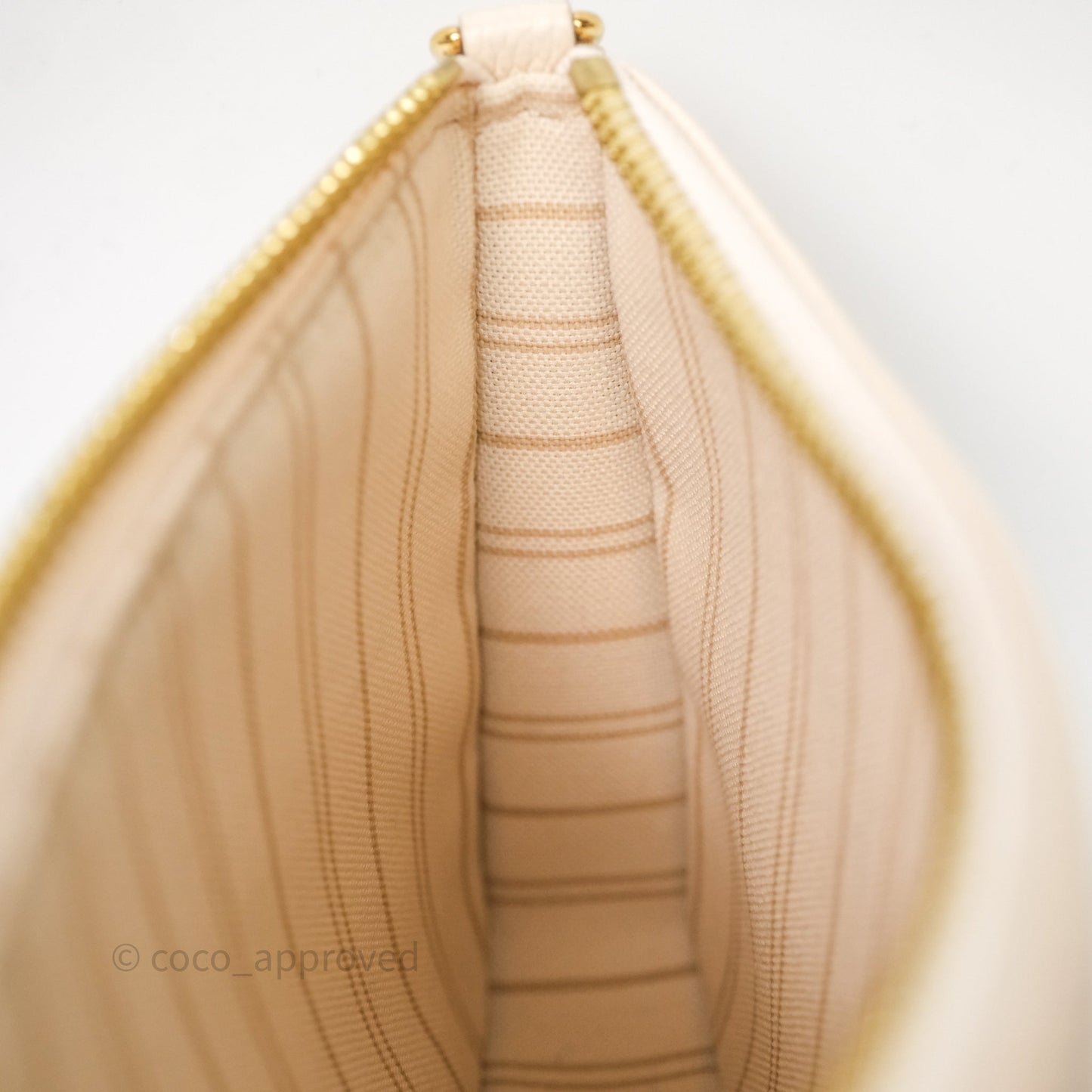 Louis Vuitton Easy Pouch On Strap Crème Monogram Empreinte Leather