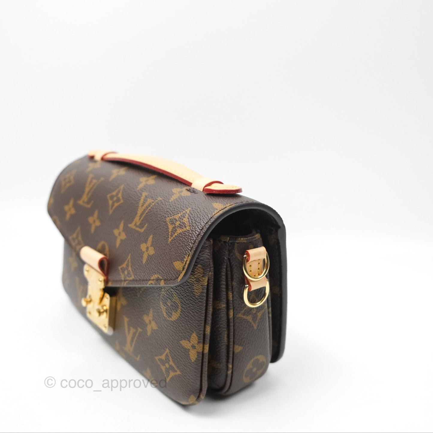 Louis Vuitton Pochette Métis East West Monogram Canvas