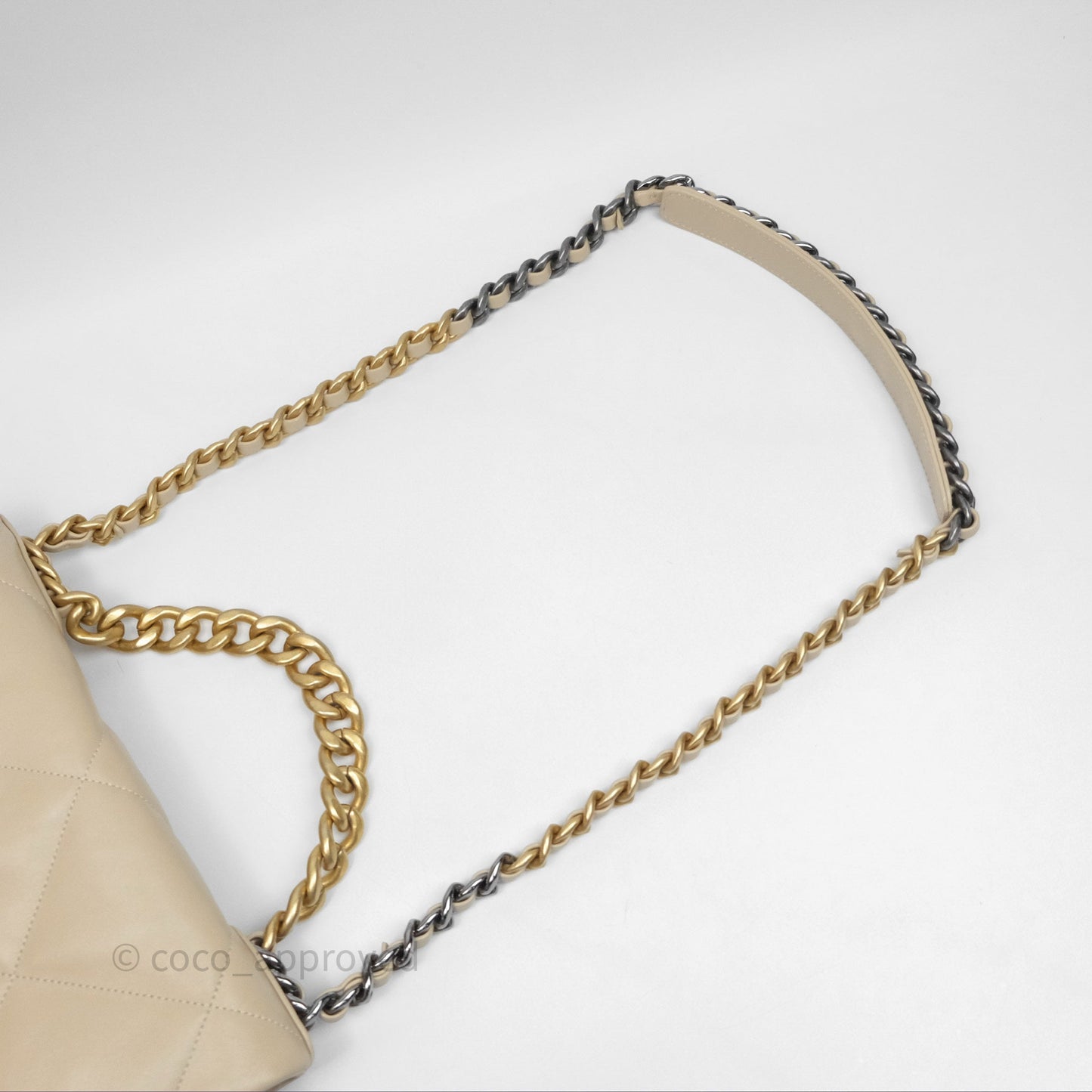 Chanel 19 Medium Beige Mixed Hardware