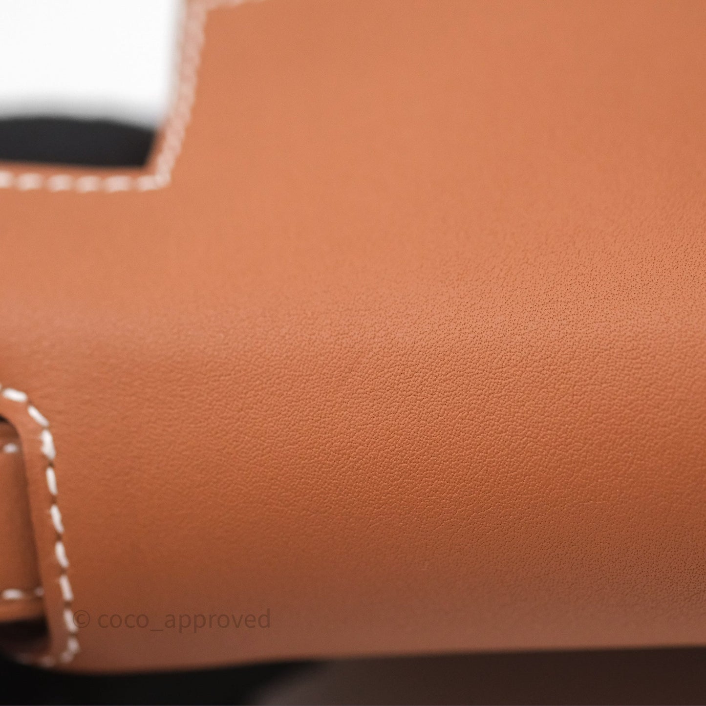 Hermès Kelly Moove Gold 37 Swift Gold Hardware