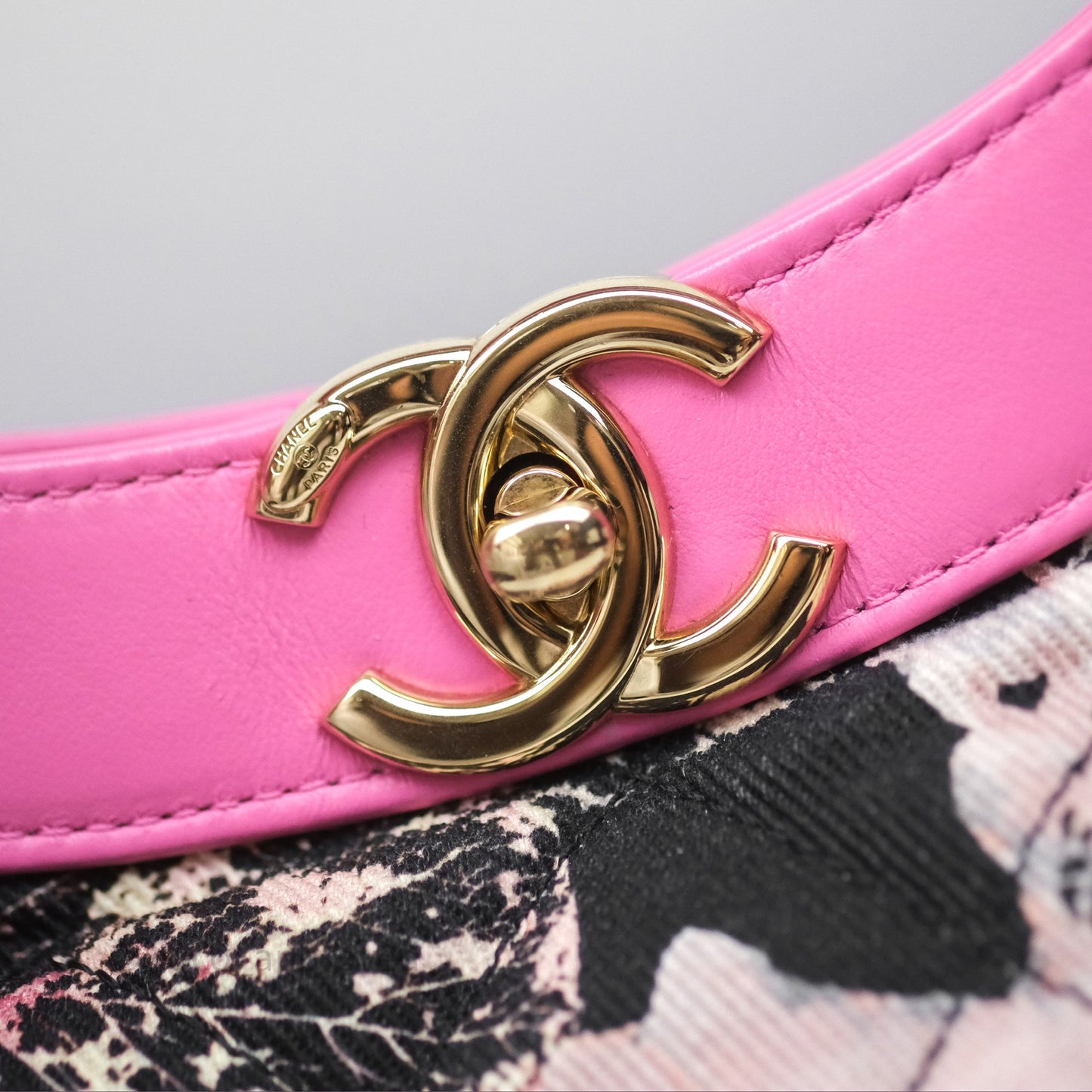 Chanel 31 Large Shopping Bag Leaves Printed Canvas/ Calfskin Pink