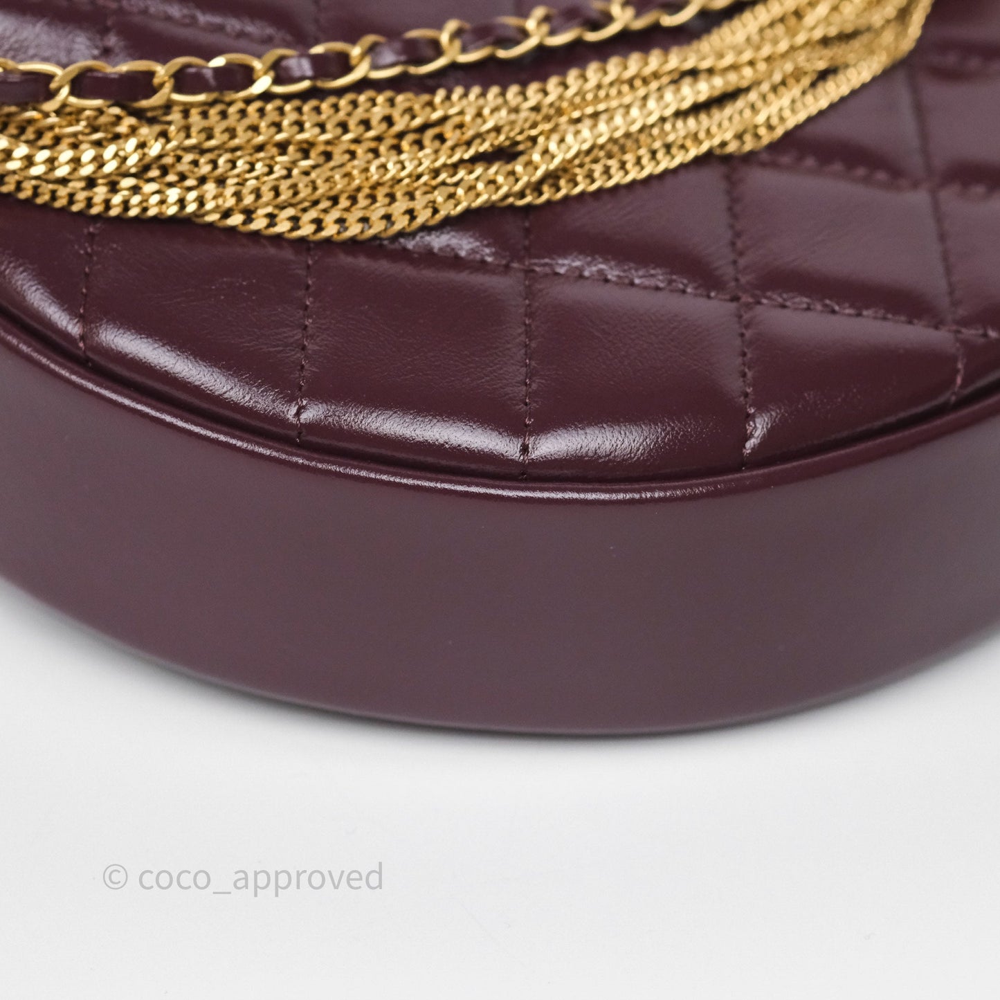 Chanel Mini Hobo Pouch Dark Burgundy Shiny Crumpled Calfskin Aged Gold Hardware