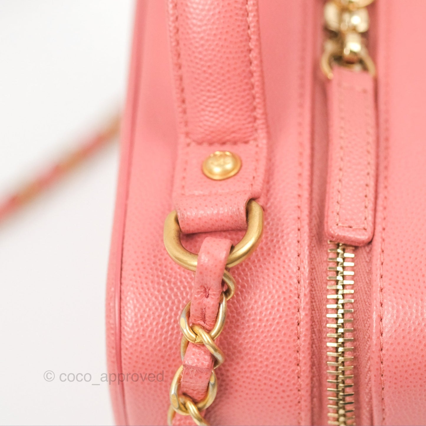 Chanel Quilted Medium CC Filigree Vanity Case Pink Caviar Gold Hardware