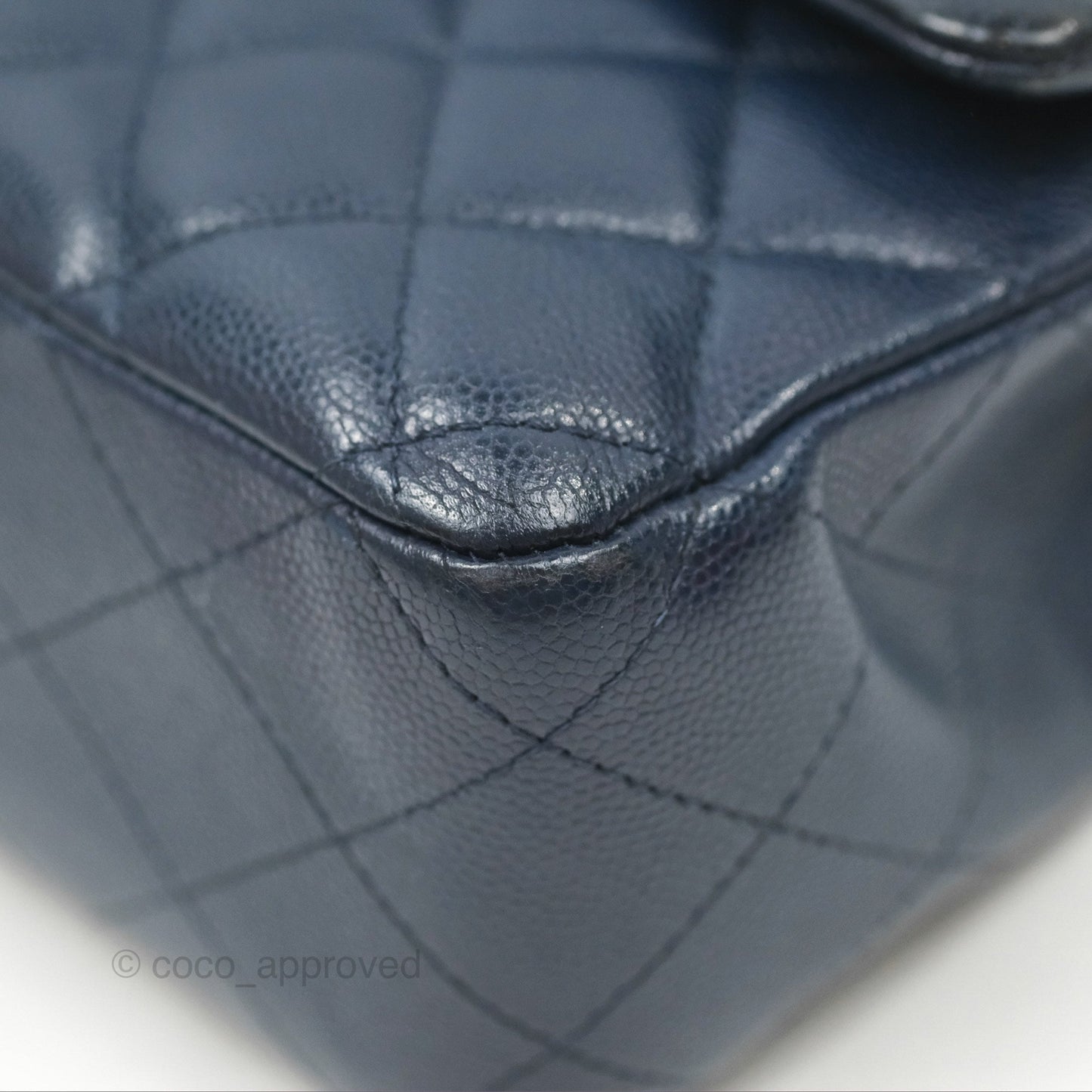 Chanel M/L Medium Classic Flap Quilted Navy Caviar Gold Hardware