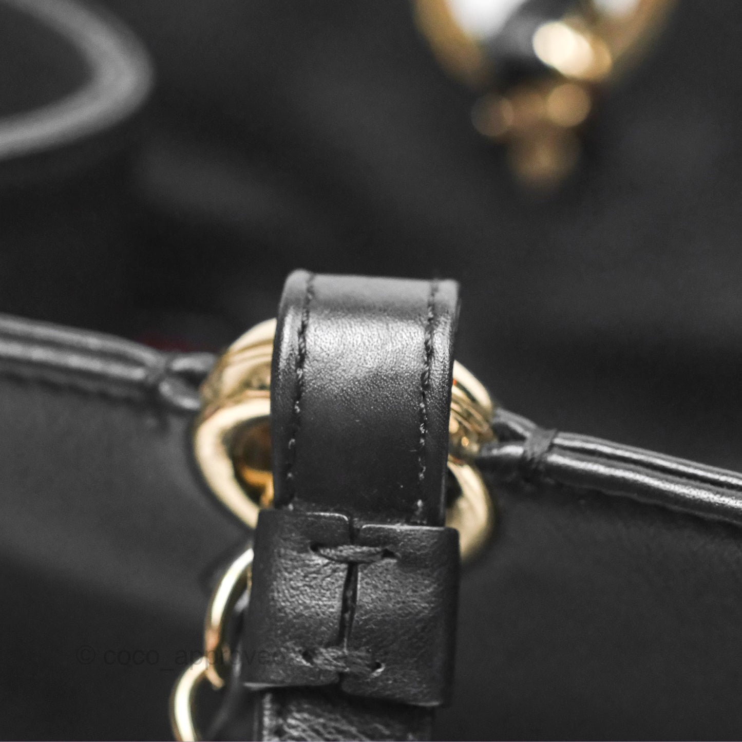Chanel CC Zipped Shopping Tote Calfskin Gold Hardware