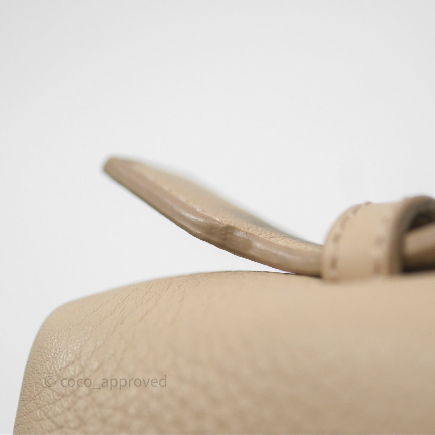 Loro Piana Extra Pocket L19 Cream Grained Calfskin Gold Hardware