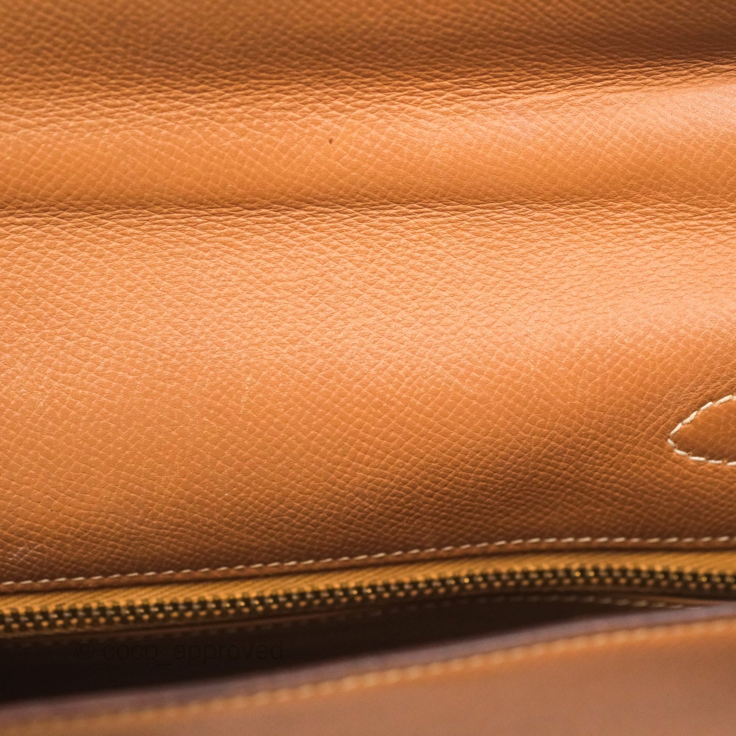 Hermes Vintage Kelly 32 Retourne Natural Gold Hardware