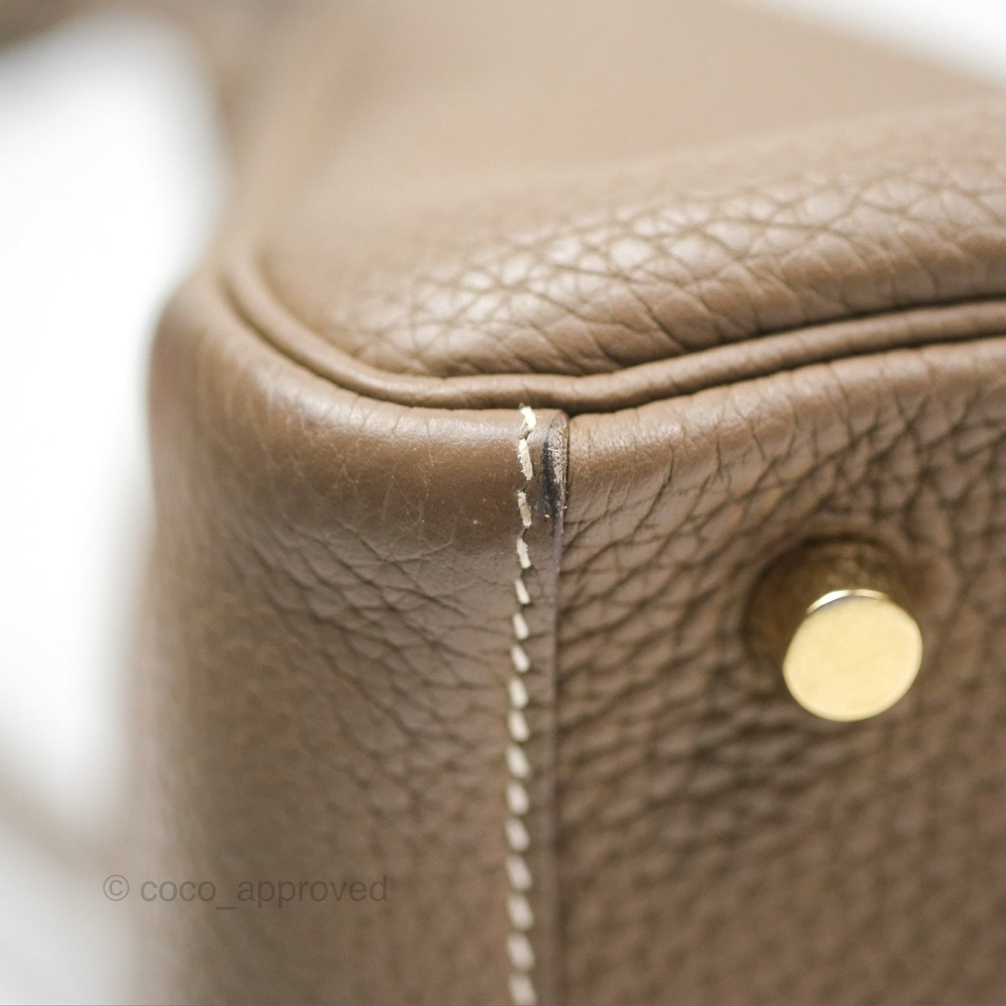 Hermès Lindy 26 Etoupe 18 Taurillion Clemence Gold Hardware