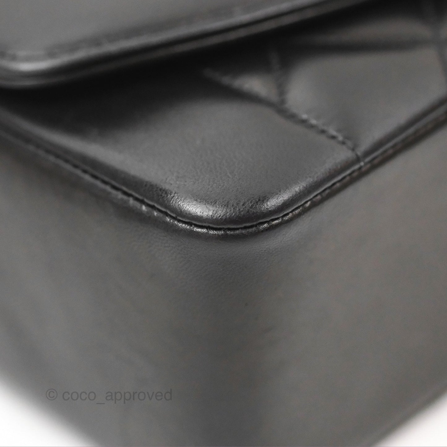 Chanel Vintage Medium Classic Diana Flap Bag Black Quilted Lambskin