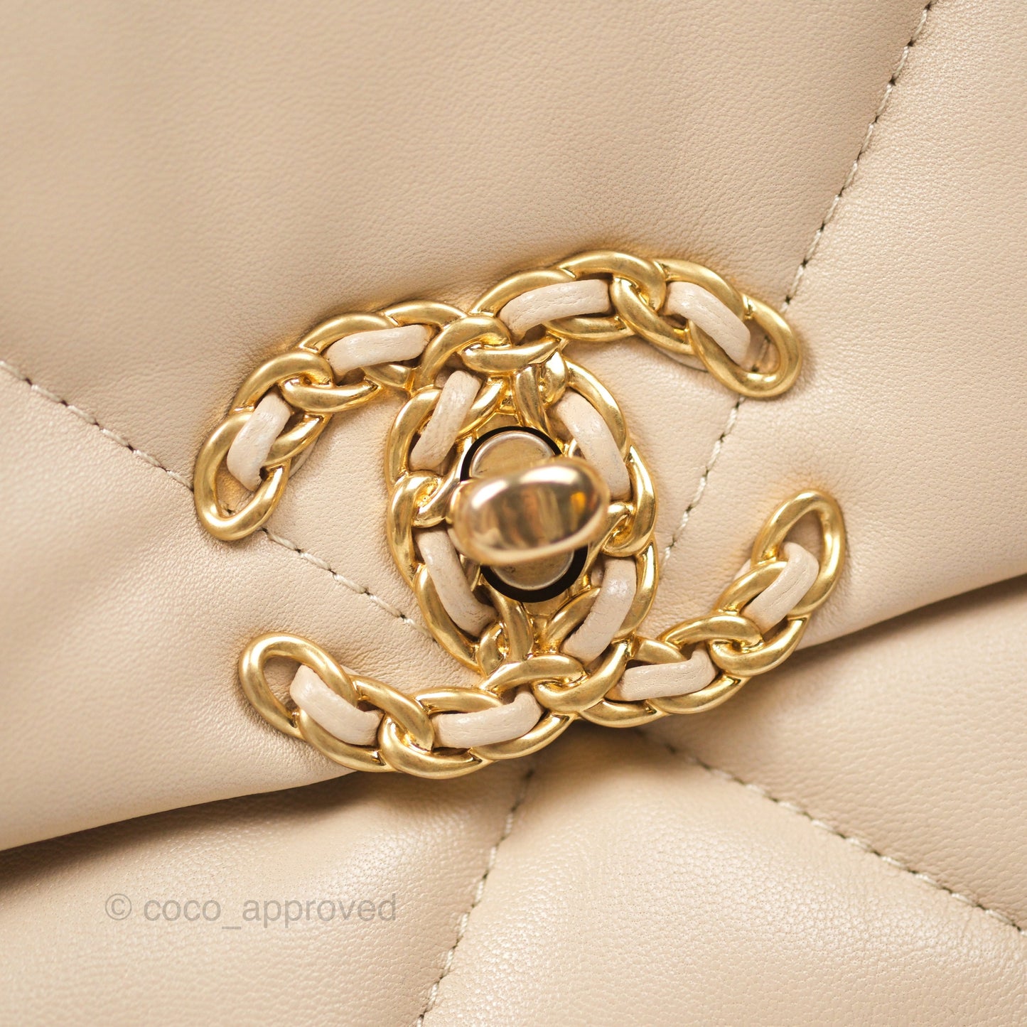 Chanel 19 Small Beige Lambskin Mixed Hardware
