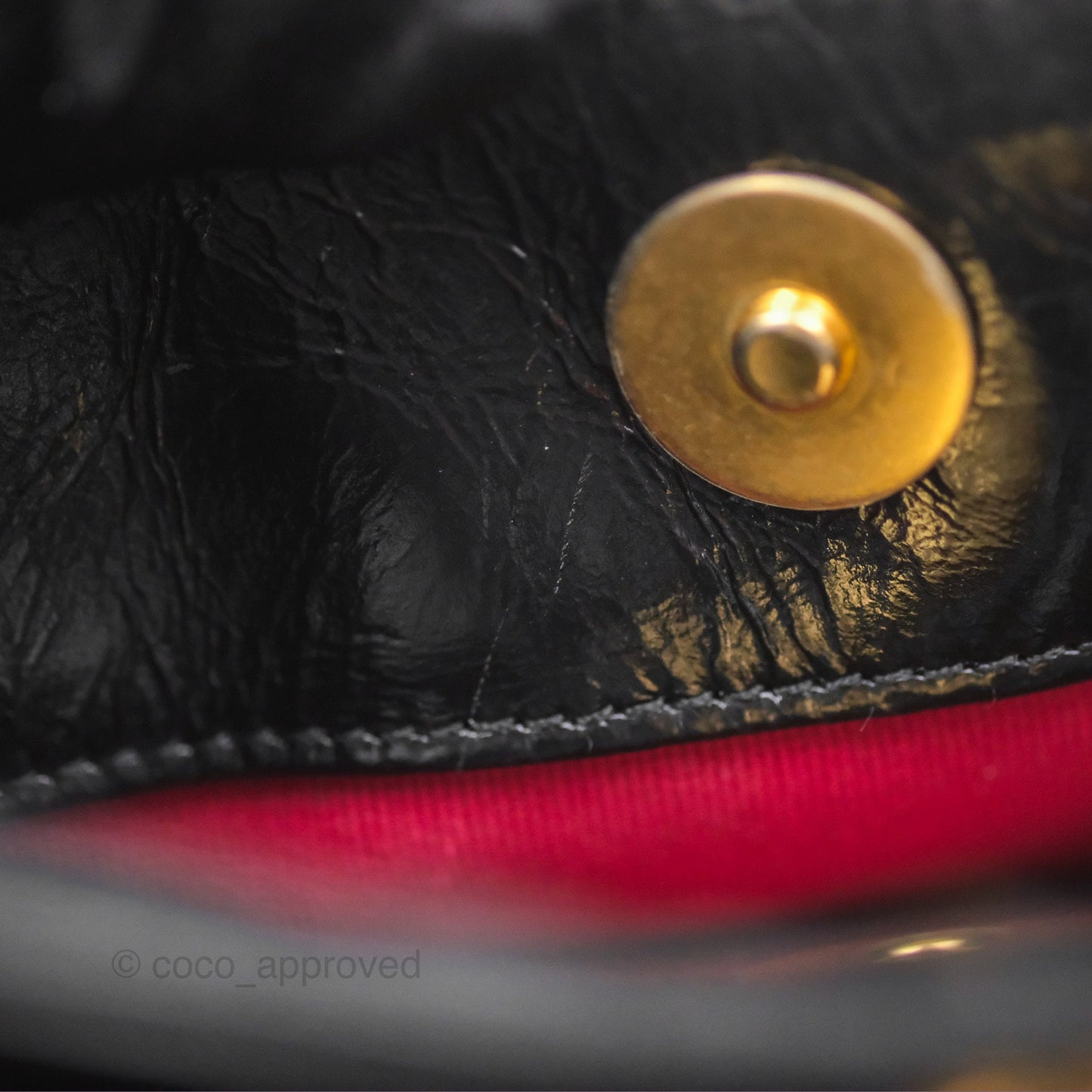 Chanel Medium Quilted Wavy CC Hobo Black Patent Aged Gold Hardware