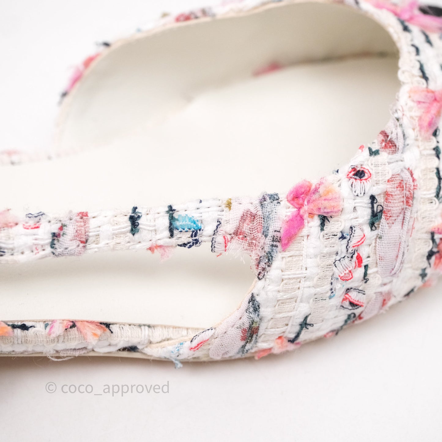 Chanel CC Slingback Flats Pink Tweed Size 39