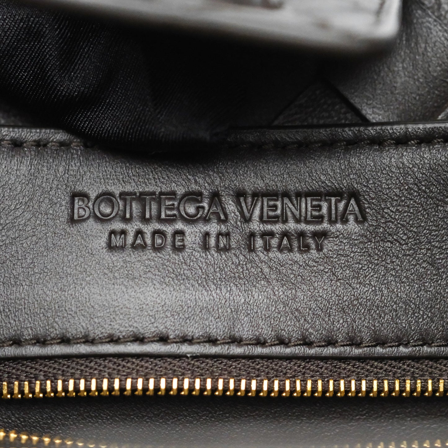 Bottega Veneta Medium Andiamo Bag Fondant Brown Intrecciato Lambskin