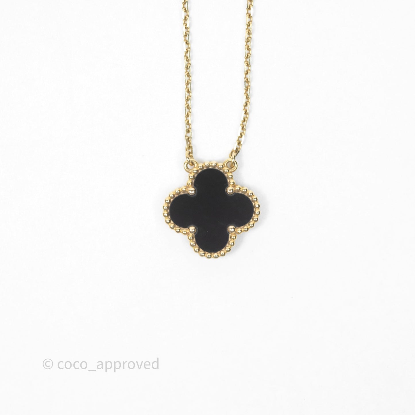 Van Cleef & Arpels Vintage Alhambra Pendant Onyx 18K Yellow Gold