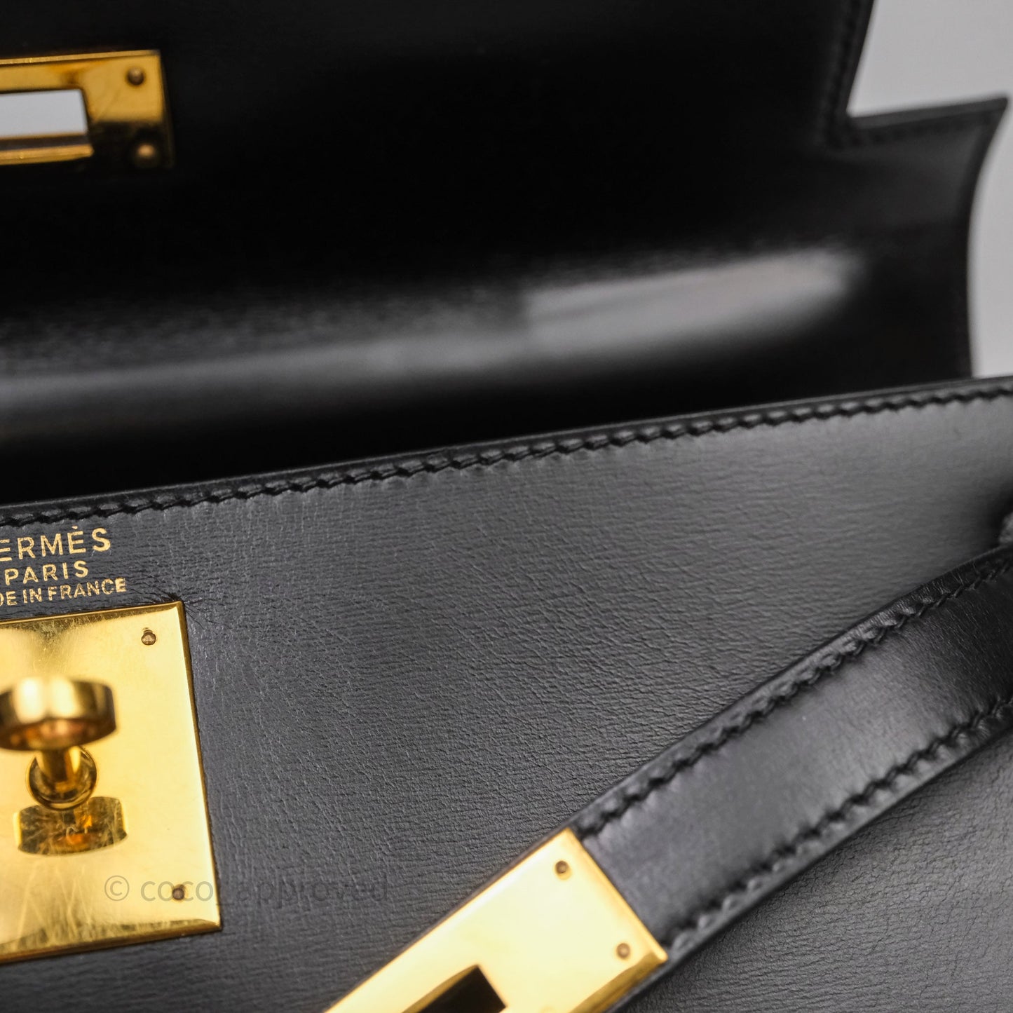 Hermès Vintage Kelly 28 Sellier Black Noir 89 Box Leather Gold Hardware