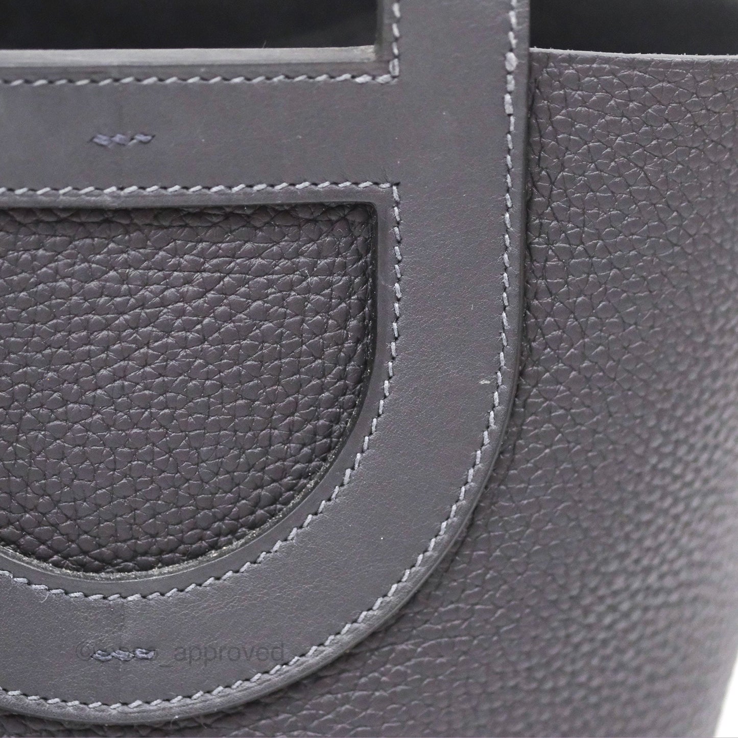 Hermes In-The-Loop 18 Caban Clemence Gold Hardware