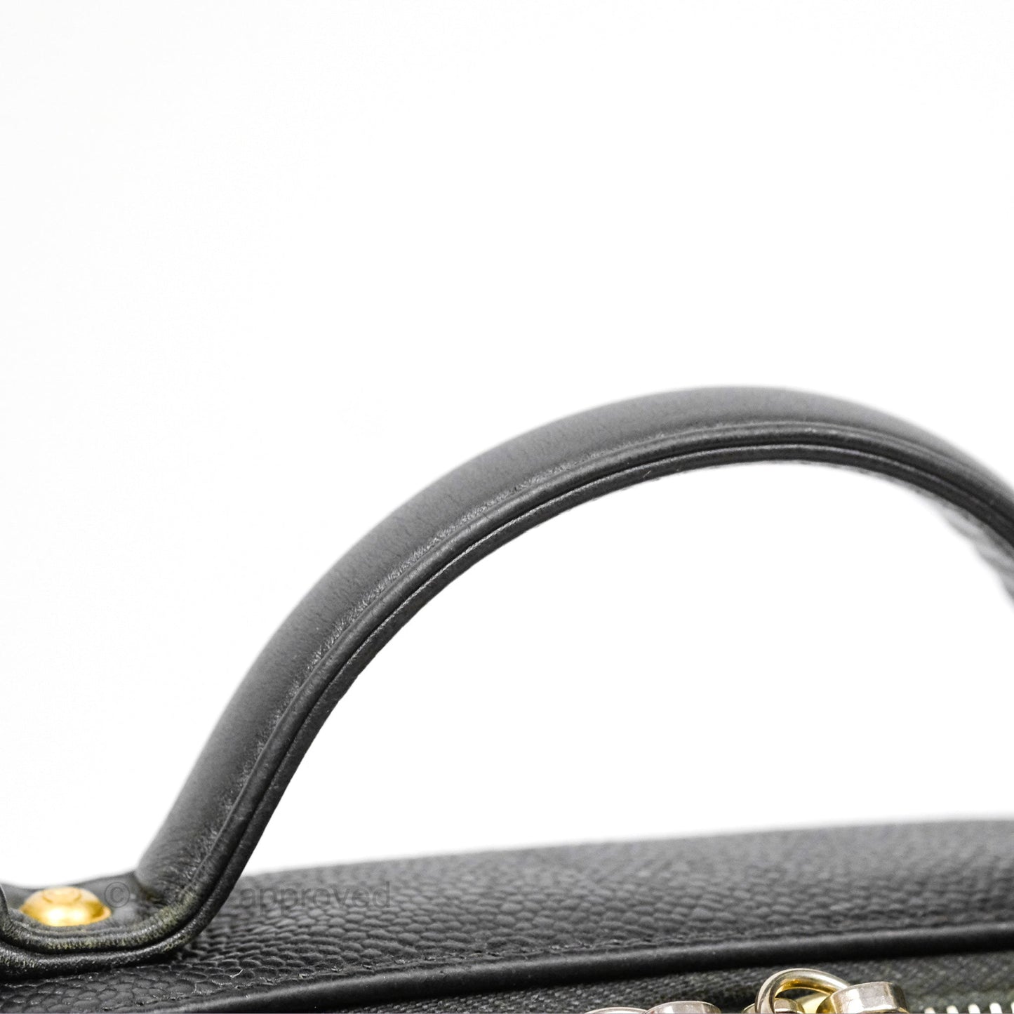 Chanel Quilted Medium CC Filigree Vanity Case Black Caviar Gold Hardware