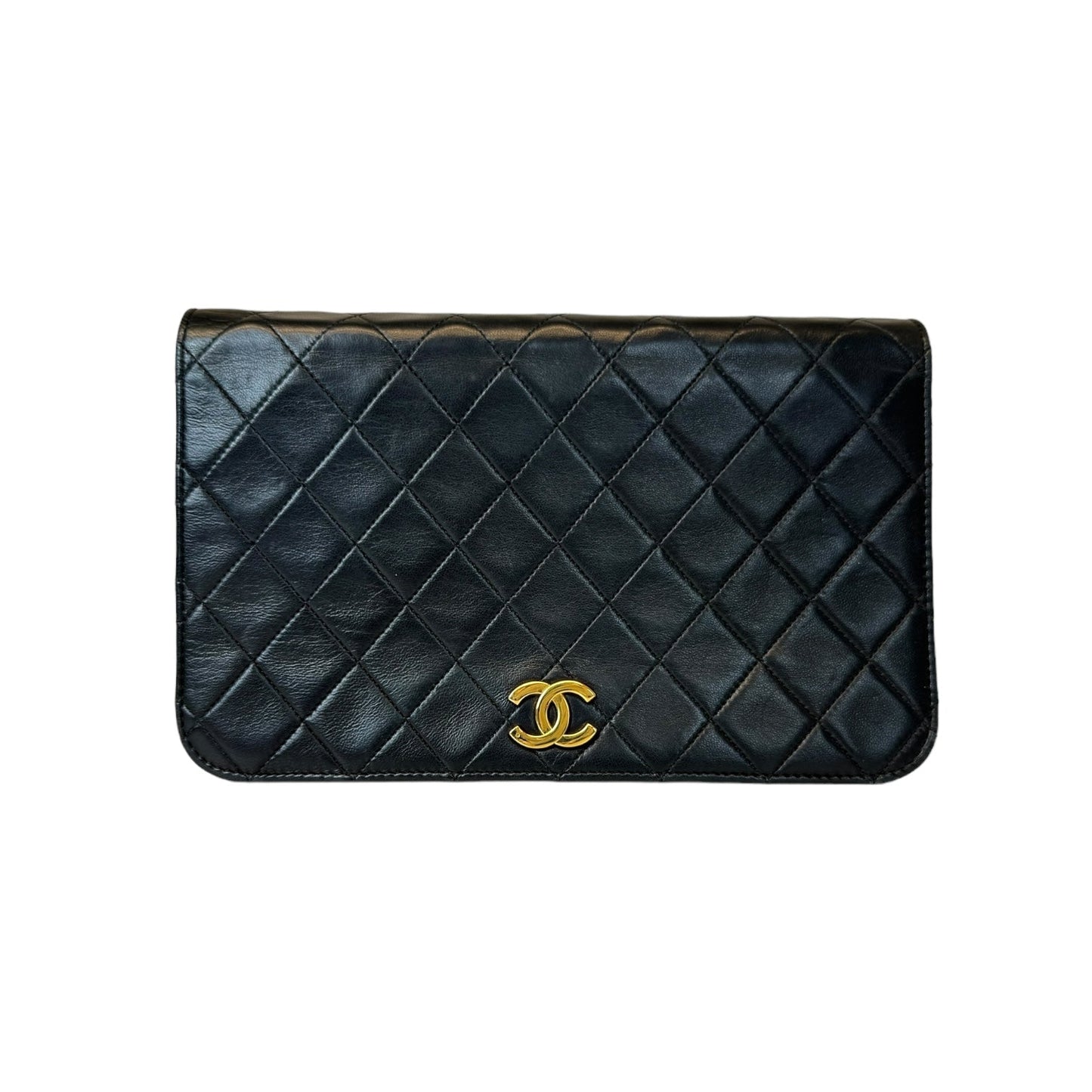 Luxury Chanel Flap Bag Push Lock Medium Black Lambskin Gold