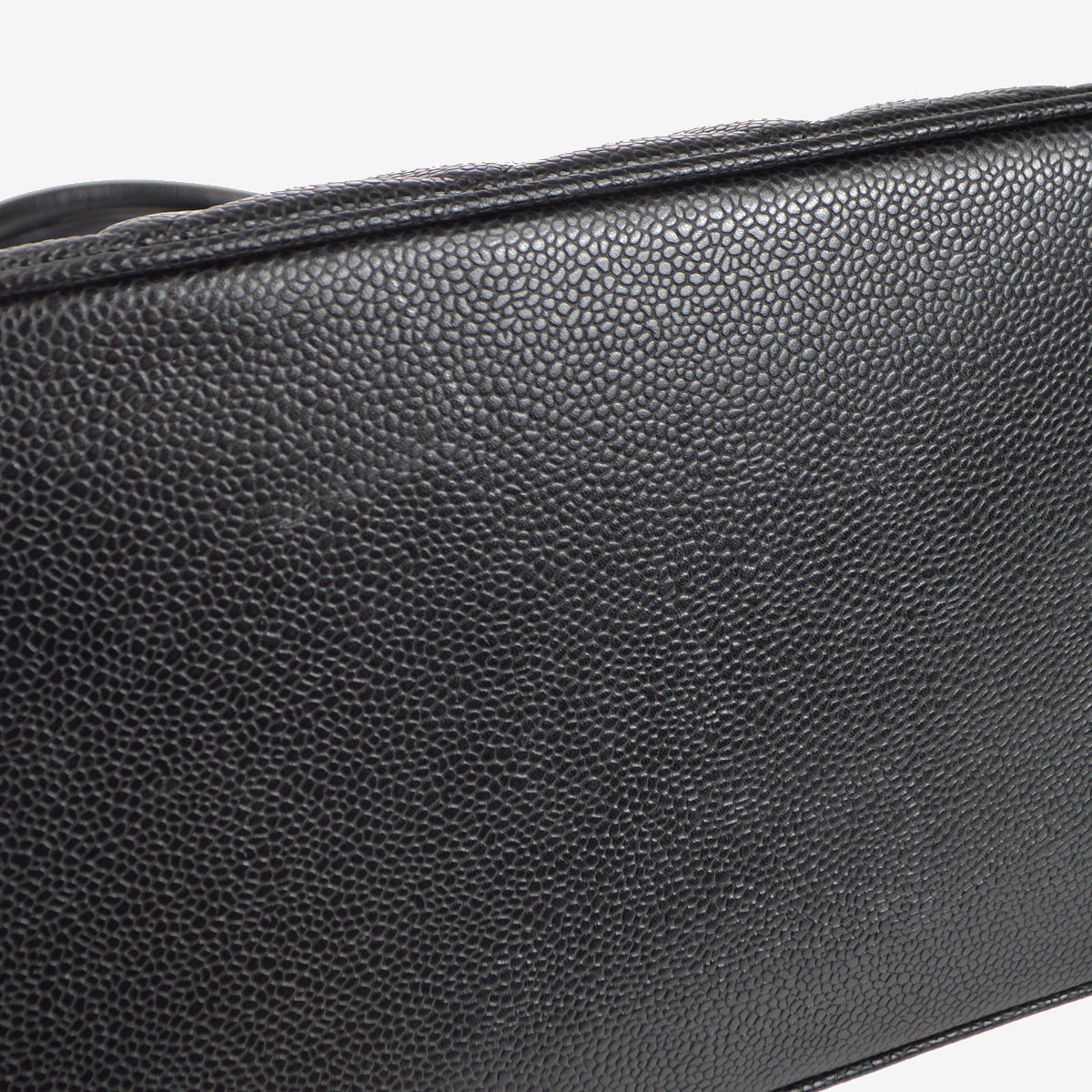Luxury Chanel 2005-2006 Medallion SHW Black Caviar