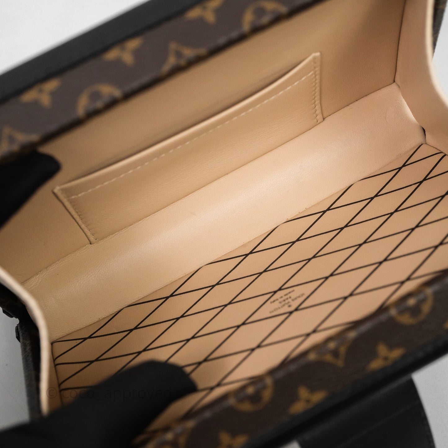 Louis Vuitton Monogram Petite Malle