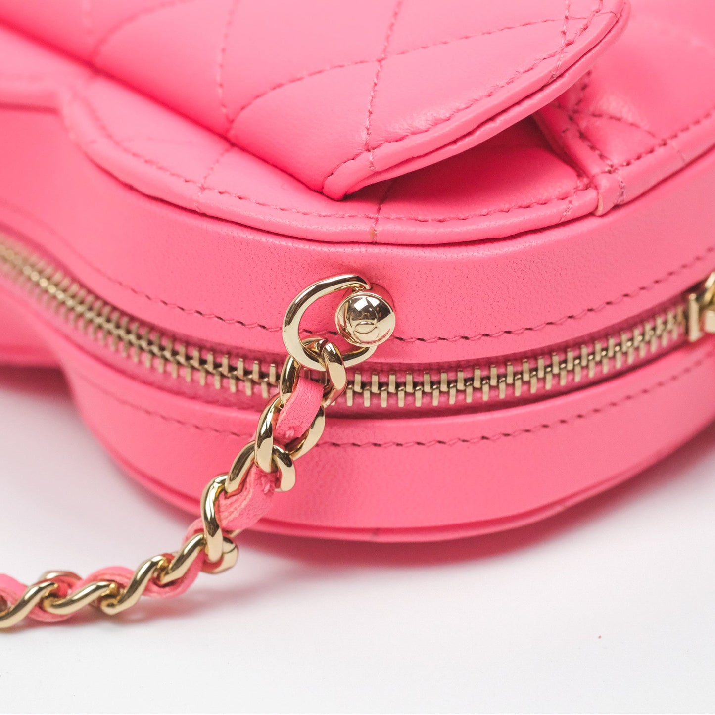 Chanel Small Heart Bag Pink Lambskin Gold Hardware 22S