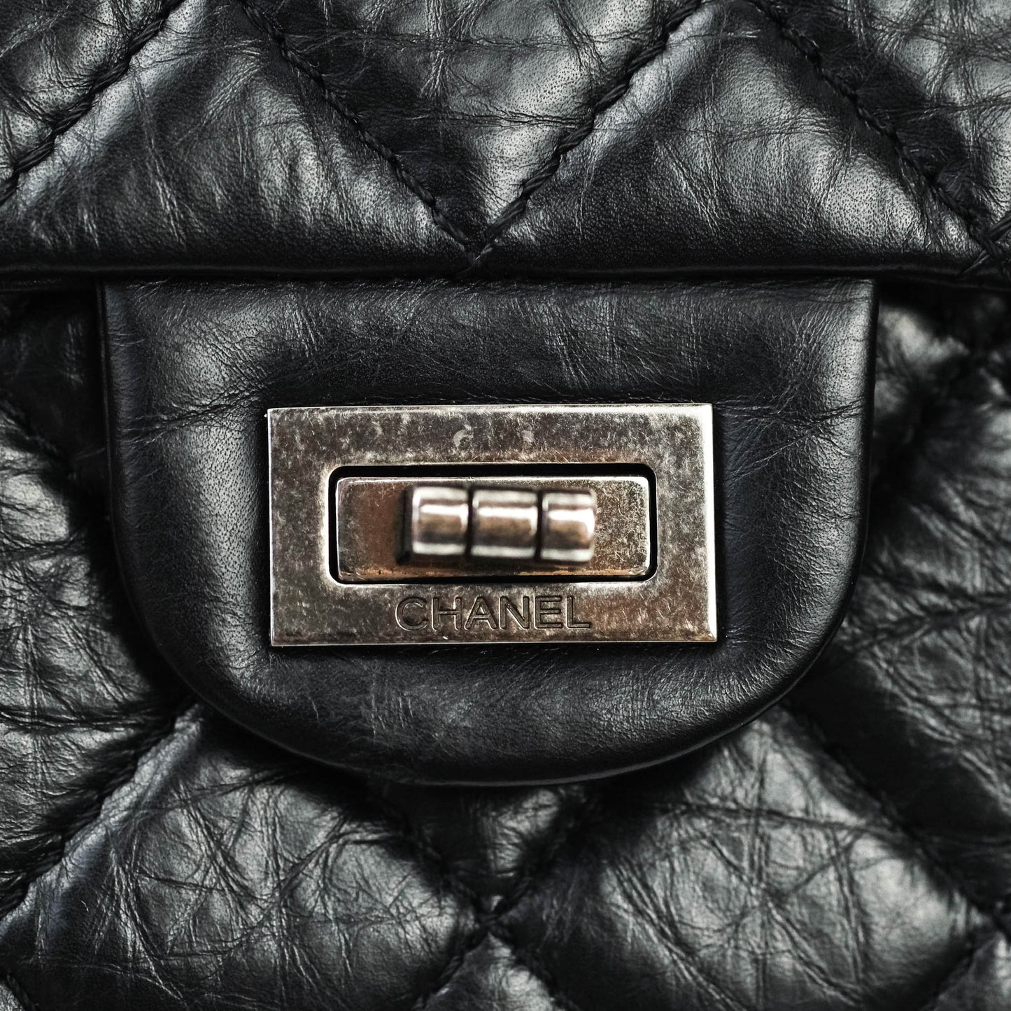 Chanel Reissue Quilted Aged Calfskin Black Ruthenium Hardware 226