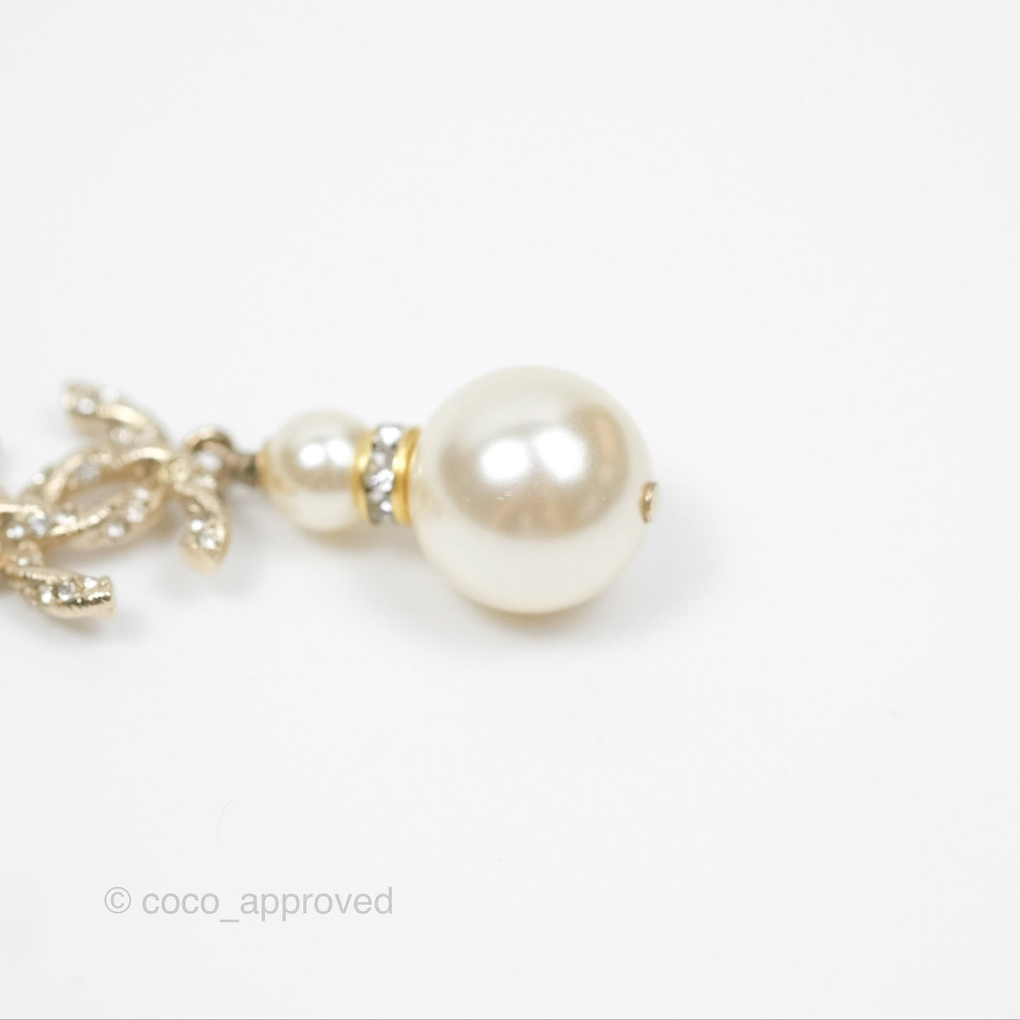 Chanel Crystal Pearl CC Drop Necklace Gold Tone 18B
