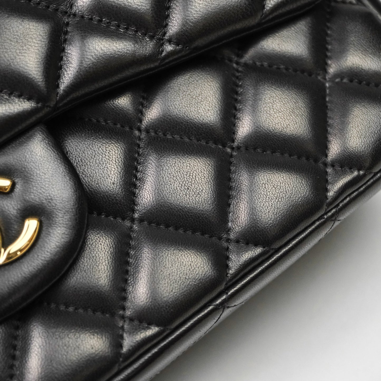 Chanel Jumbo Double Flap Quilted Black Lambskin Gold Hardware⁣⁣