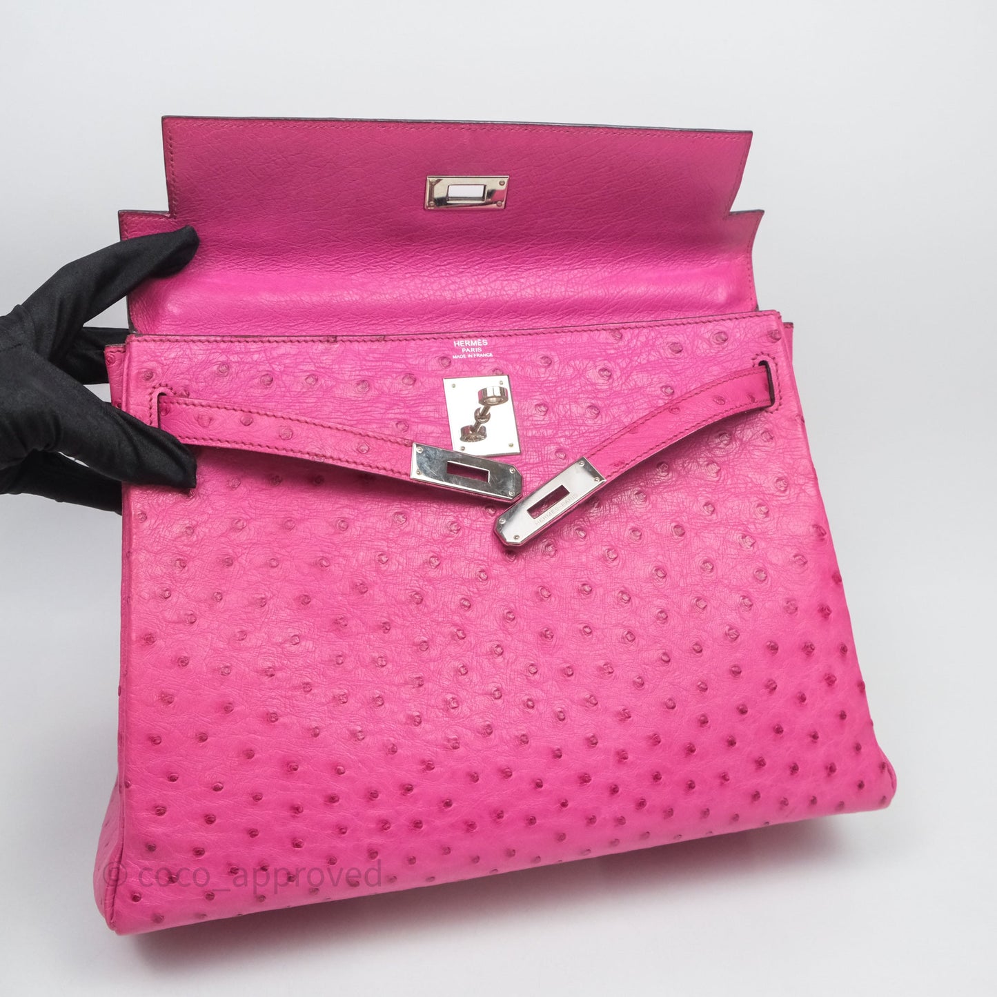 Hermes Kelly 32 Fuchsia Ostrich Palladium Hardware