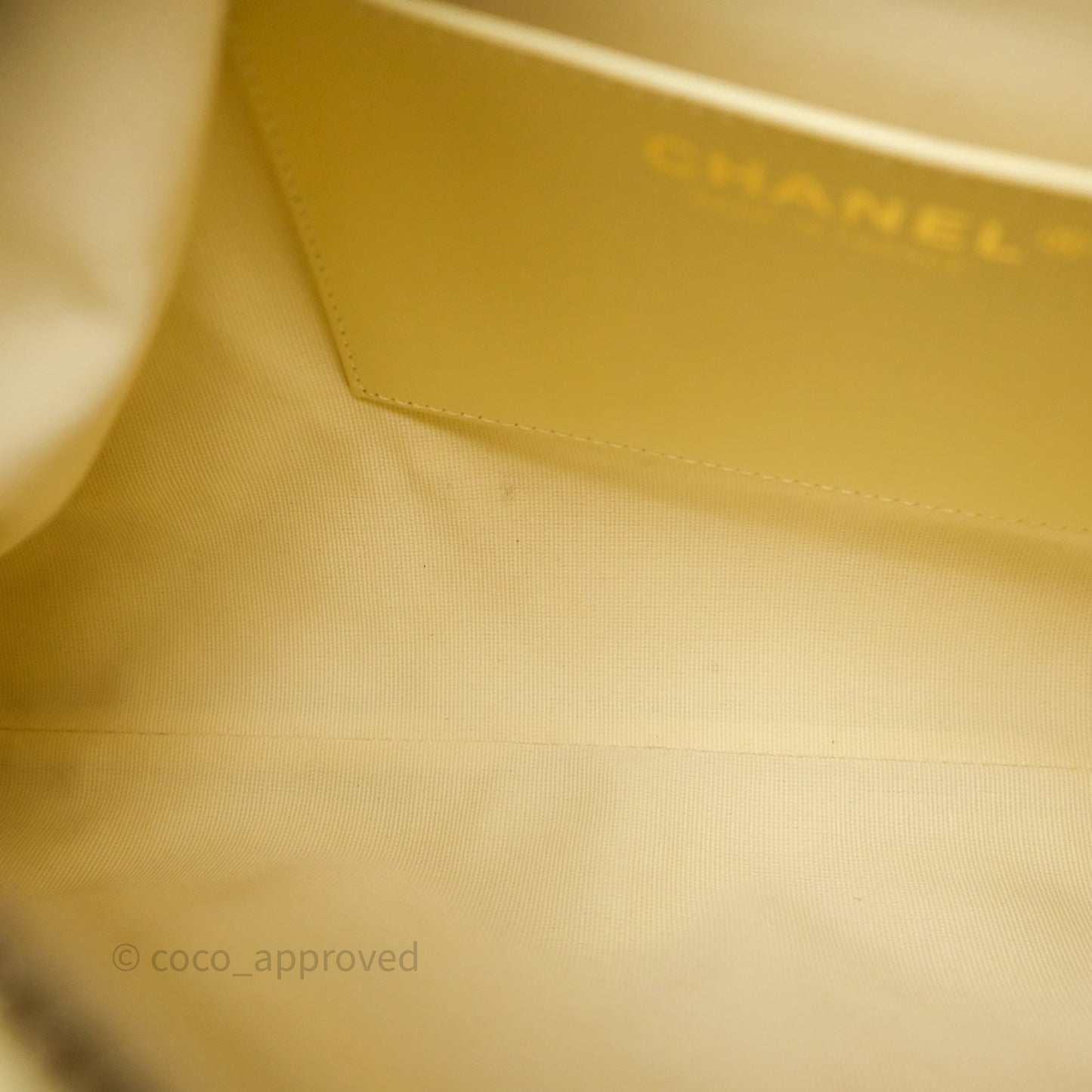 Chanel Large Hobo with Chain Light Yellow Lambskin Aged Gold Hardware 25S