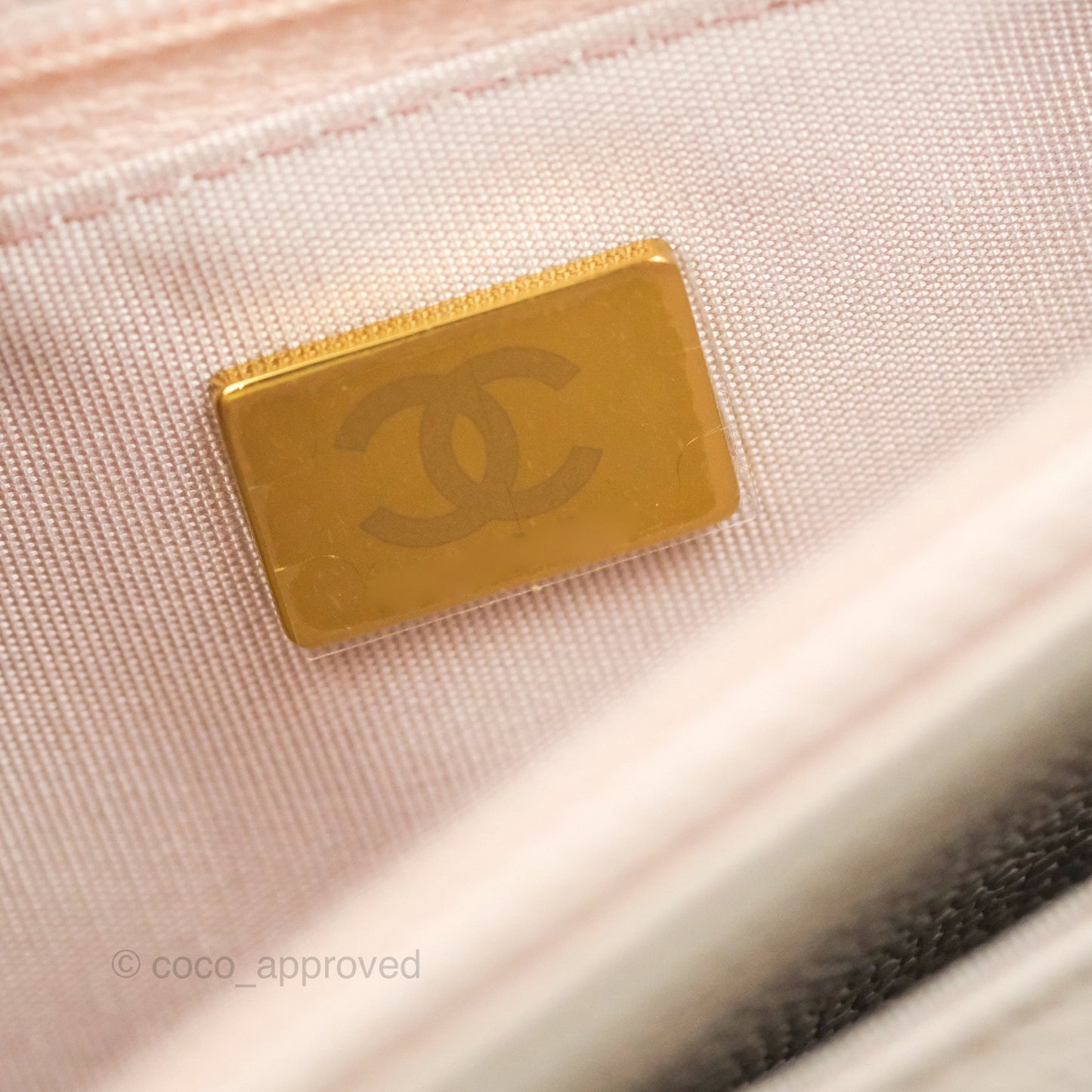 Chanel Quilted WOC Lilac Caviar CC Coco Chain Gold Hardware