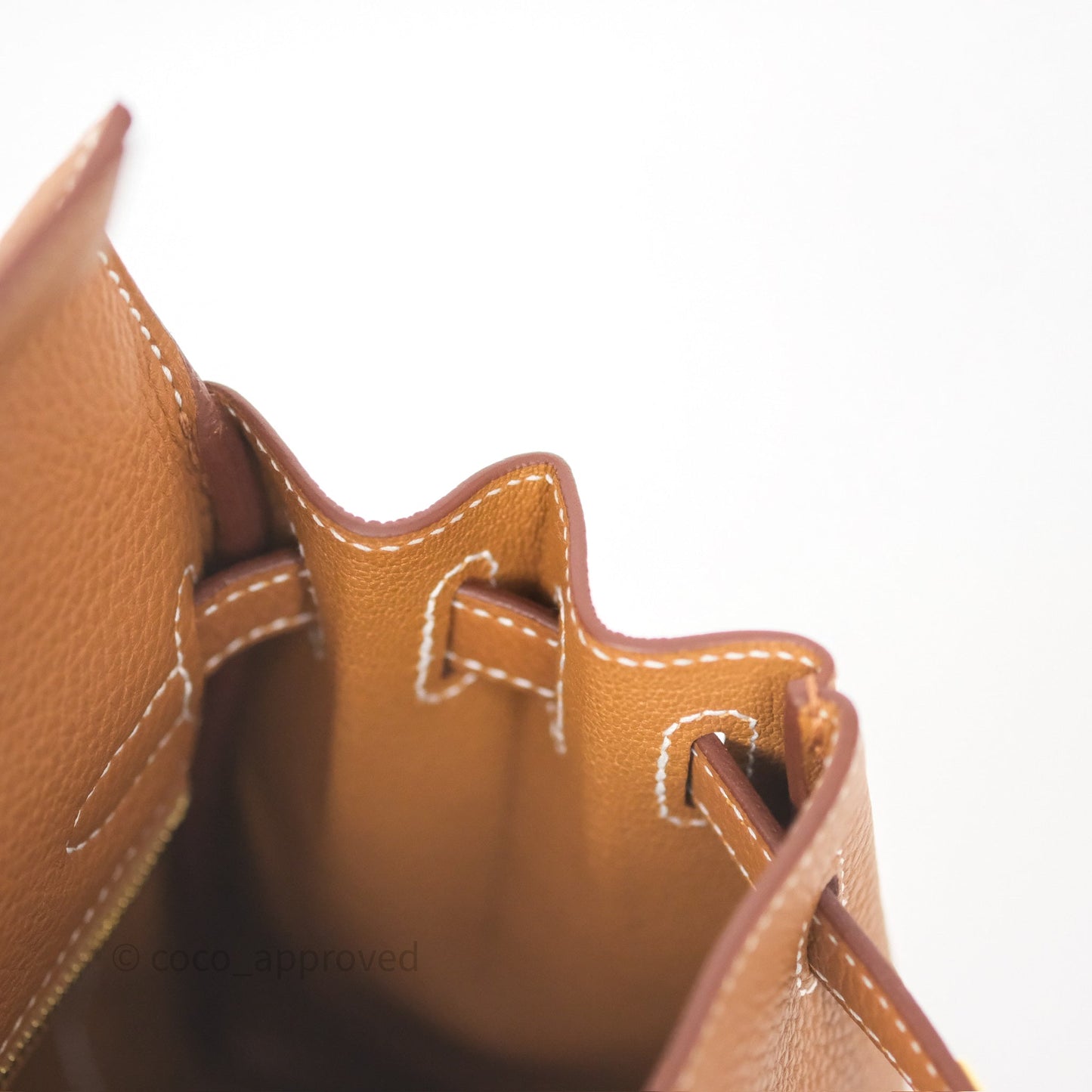 Hermès Kelly Retourne 25 Gold Togo Gold Hardware