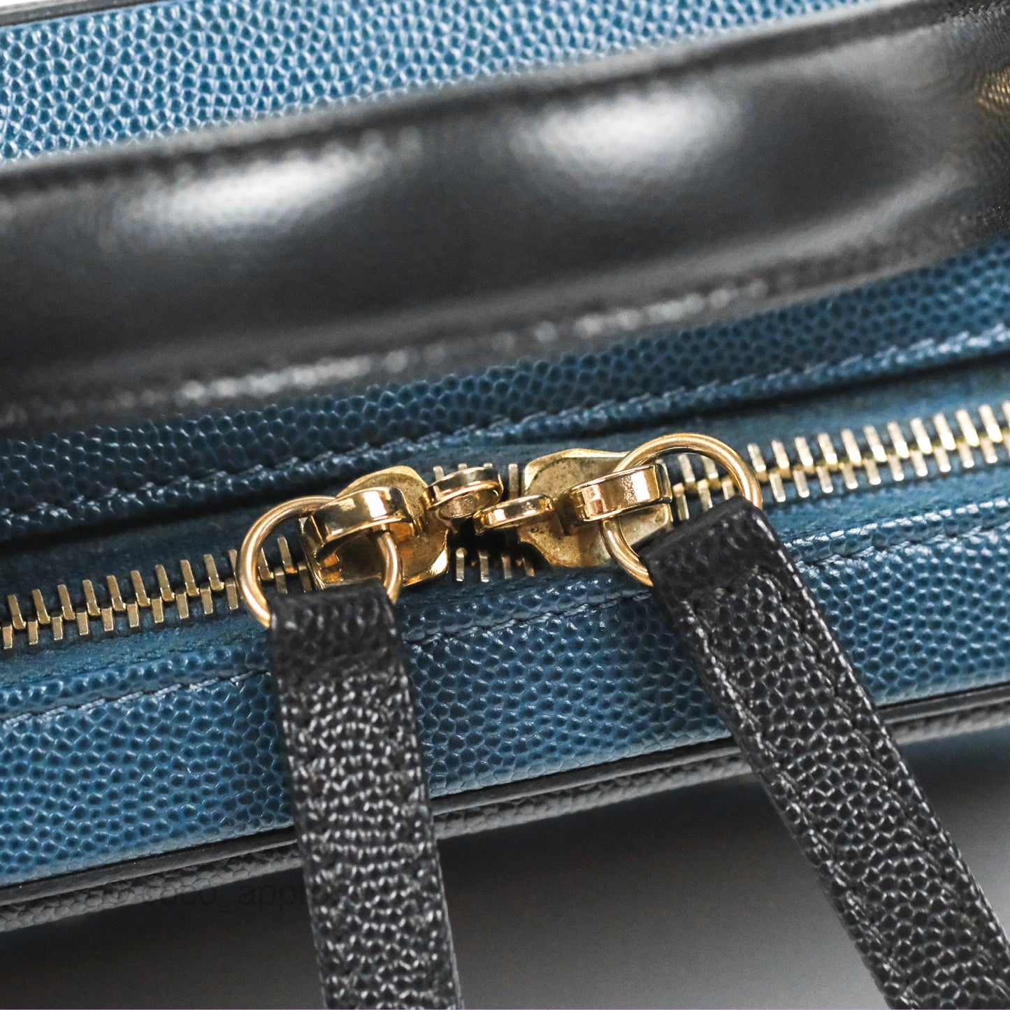 Chanel Quilted Medium CC Filigree Vanity Case Navy Black Caviar Aged Gold Hardware