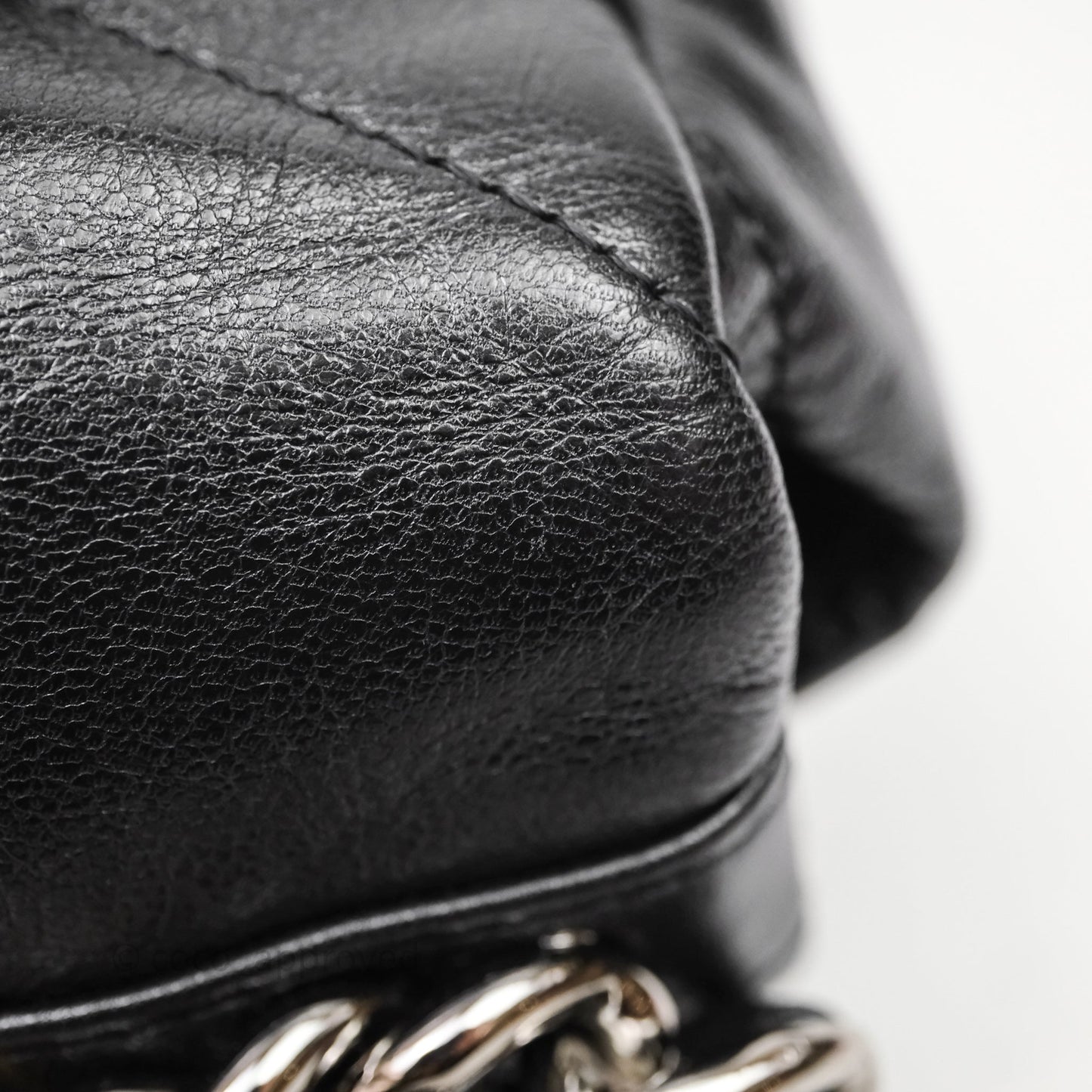 Chanel 19 Medium Black Mixed Hardware