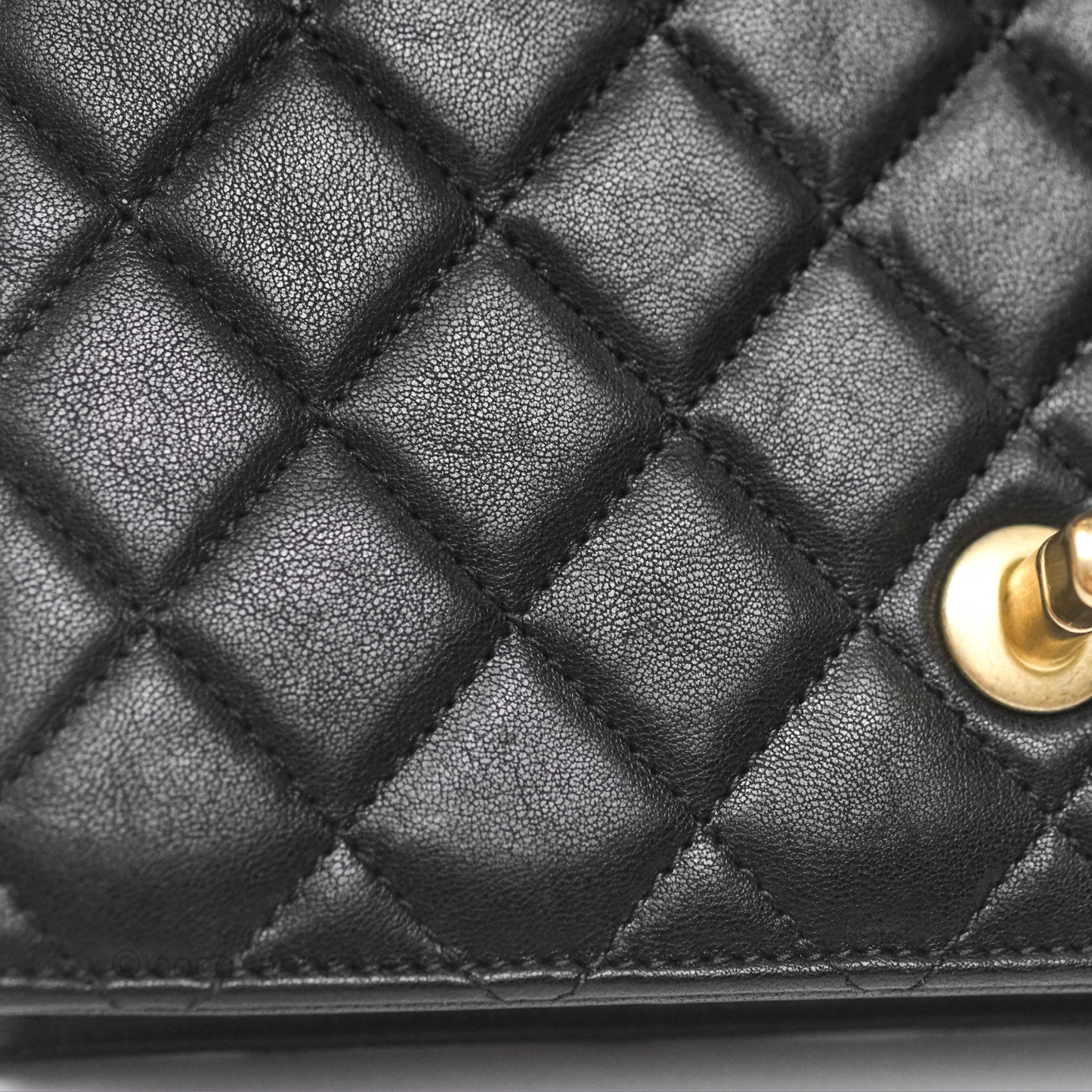 Chanel Small Chic Pearls Flap Quilted Black Goatskin Aged Gold Hardware