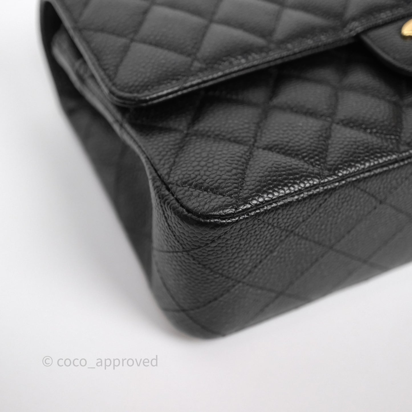 Chanel Classic M/L Medium Flap Quilted Black Caviar Gold Hardware