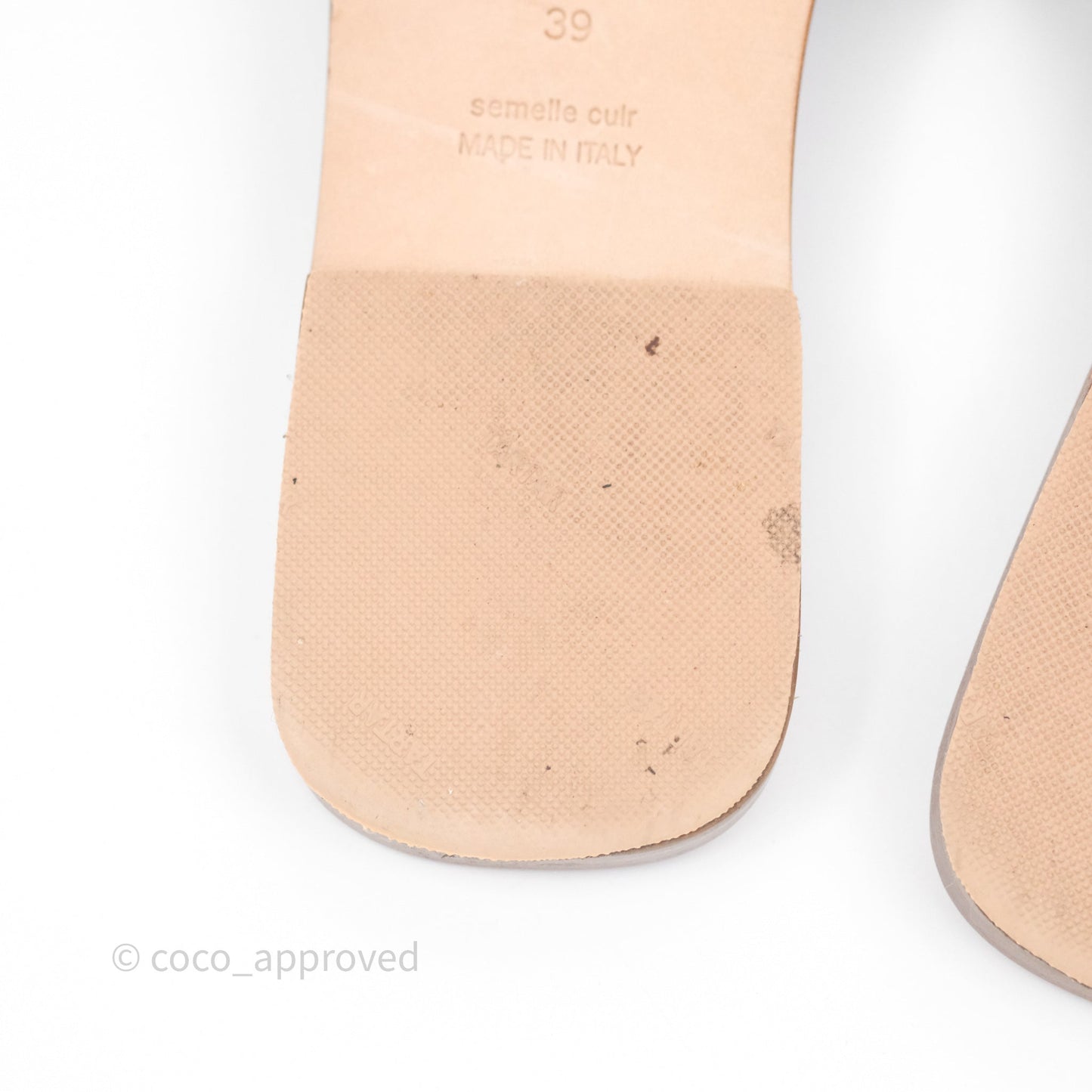 Hermès Oran Sandals in Gold Size 39